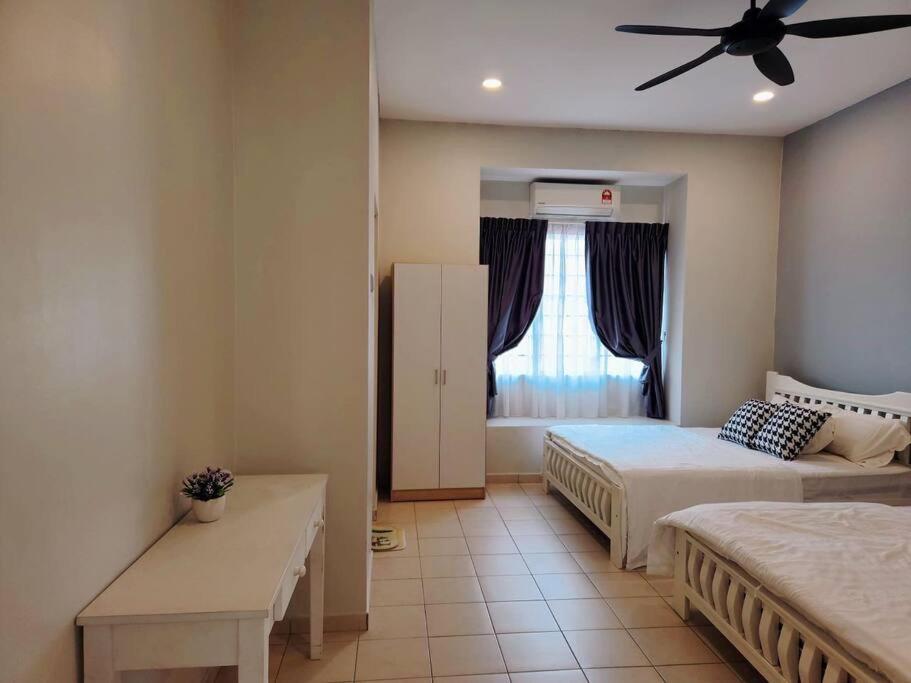 Tmn seri botani ipoh greece 4br 14pax mahjong photo 2