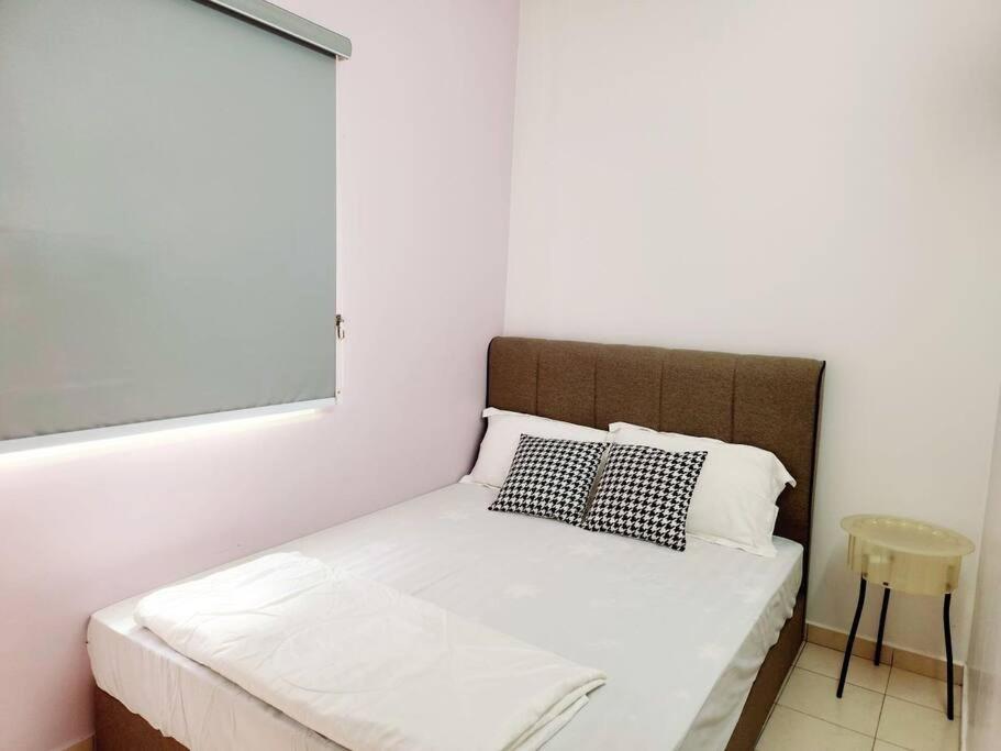 Tmn seri botani ipoh greece 4br 14pax mahjong photo 4