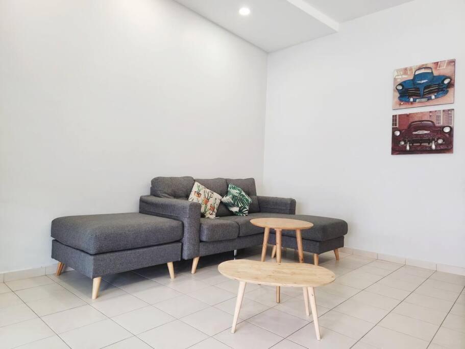 Tmn seri botani ipoh greece 4br 14pax mahjong photo 8