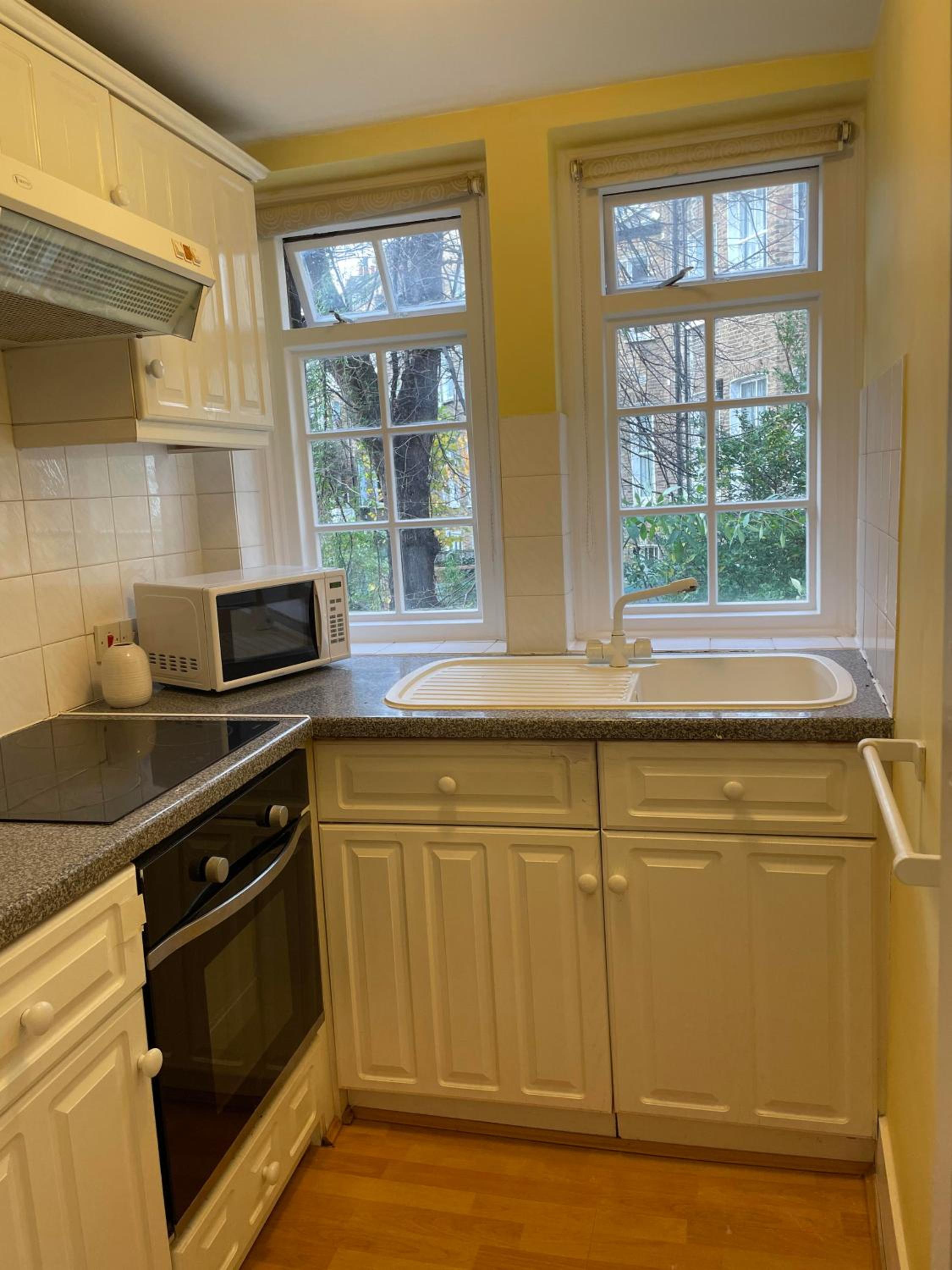 1 Bedroom Apartment in the heart of West London