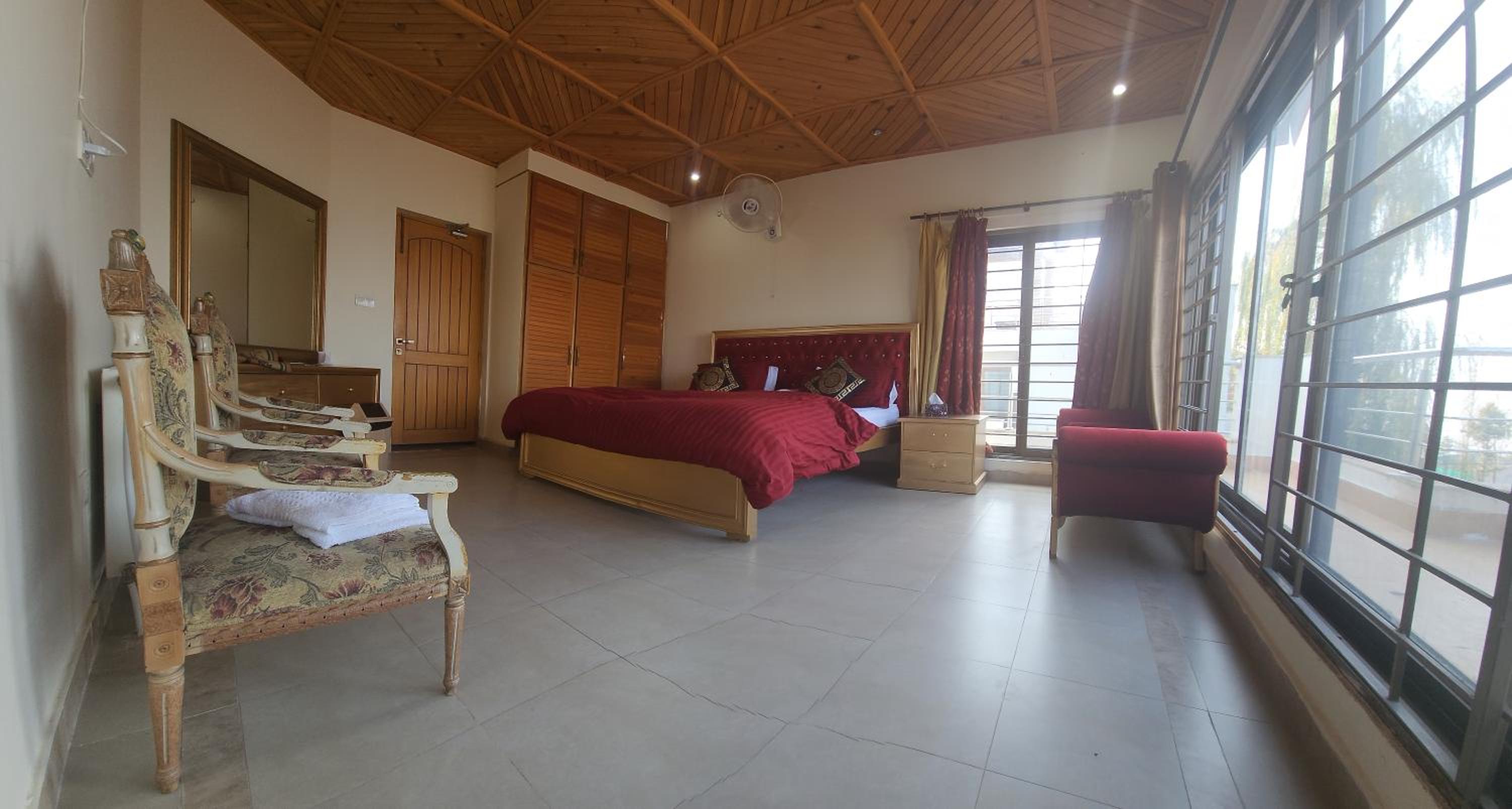 Haven Lodge Bhurban Murree by Haven Holiday Homes - 6BR Luxury Home for Family or Group Stay view 5
