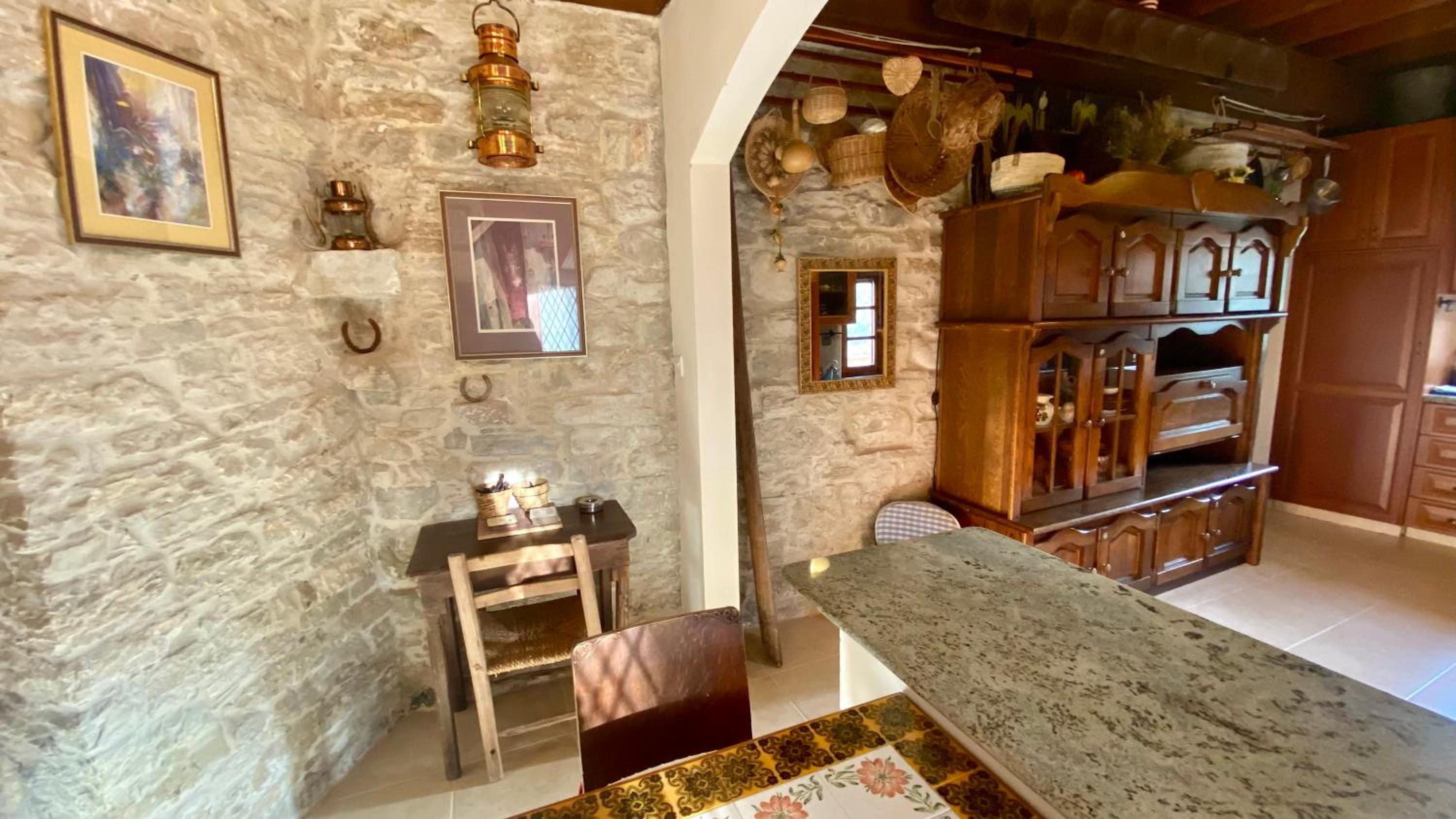 Juliet Suite by TrulyCyprus
