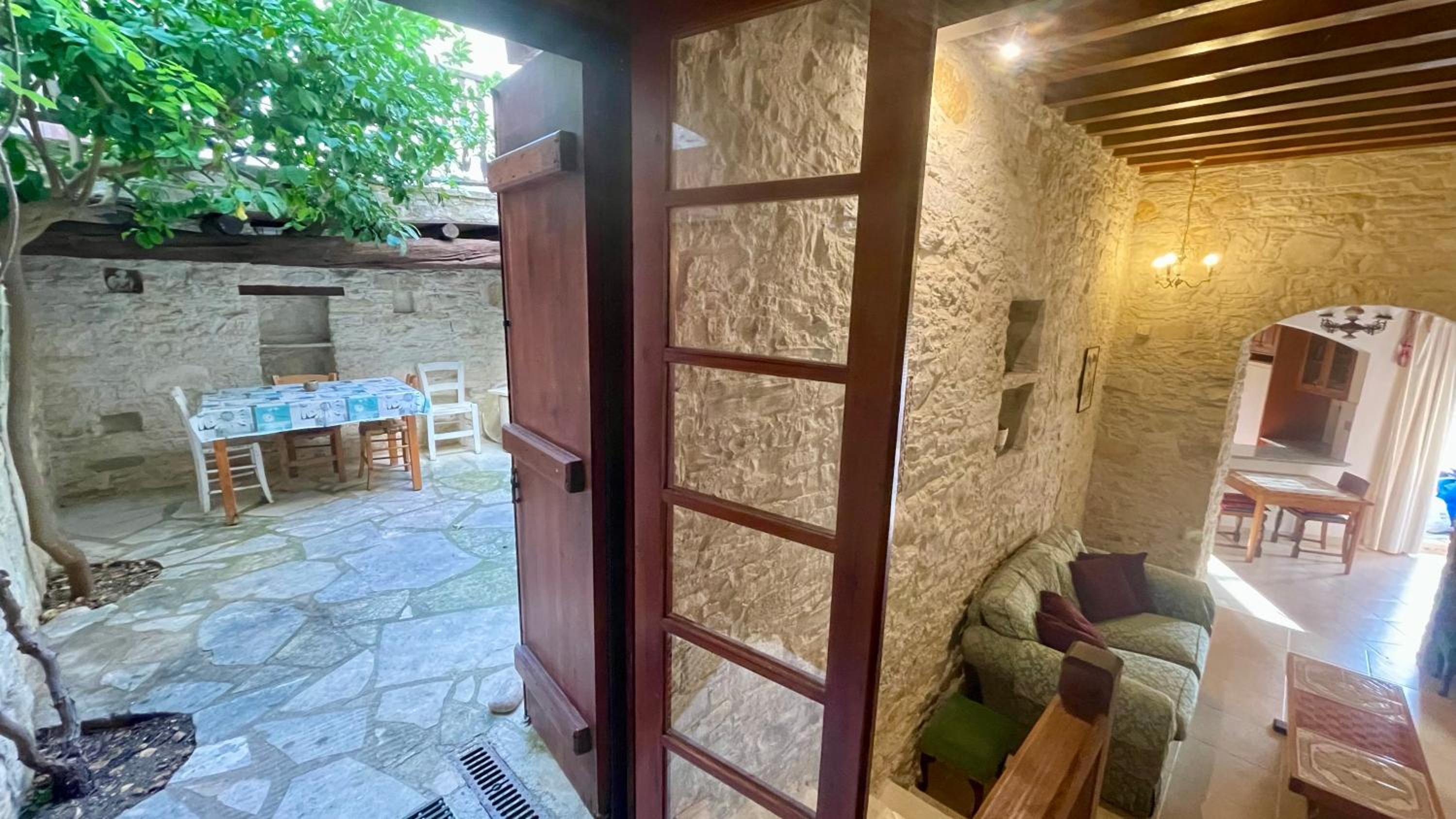 Juliet Suite by TrulyCyprus