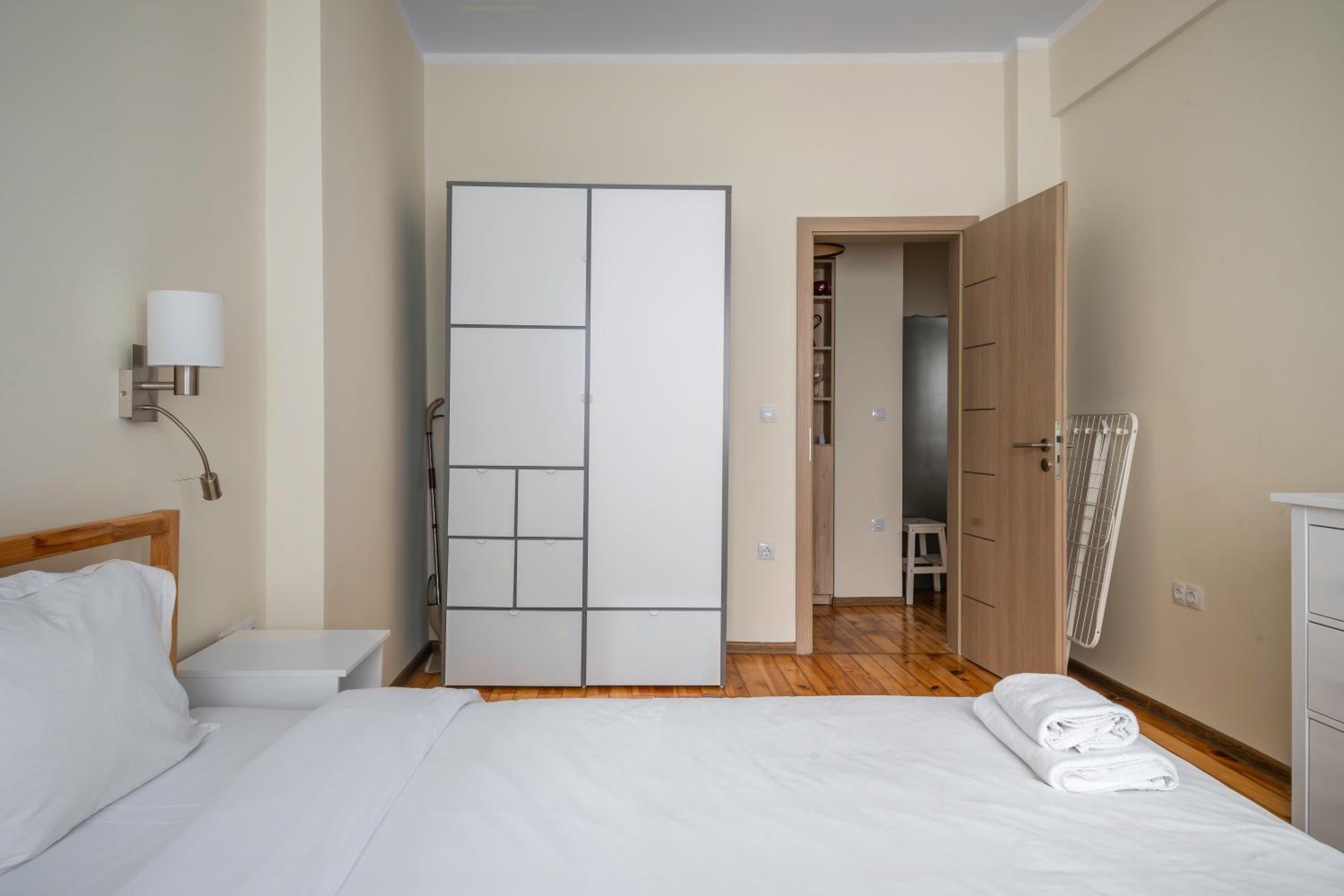 Stylish CityHub Retreat in Sofia Center by Flat Mаnager