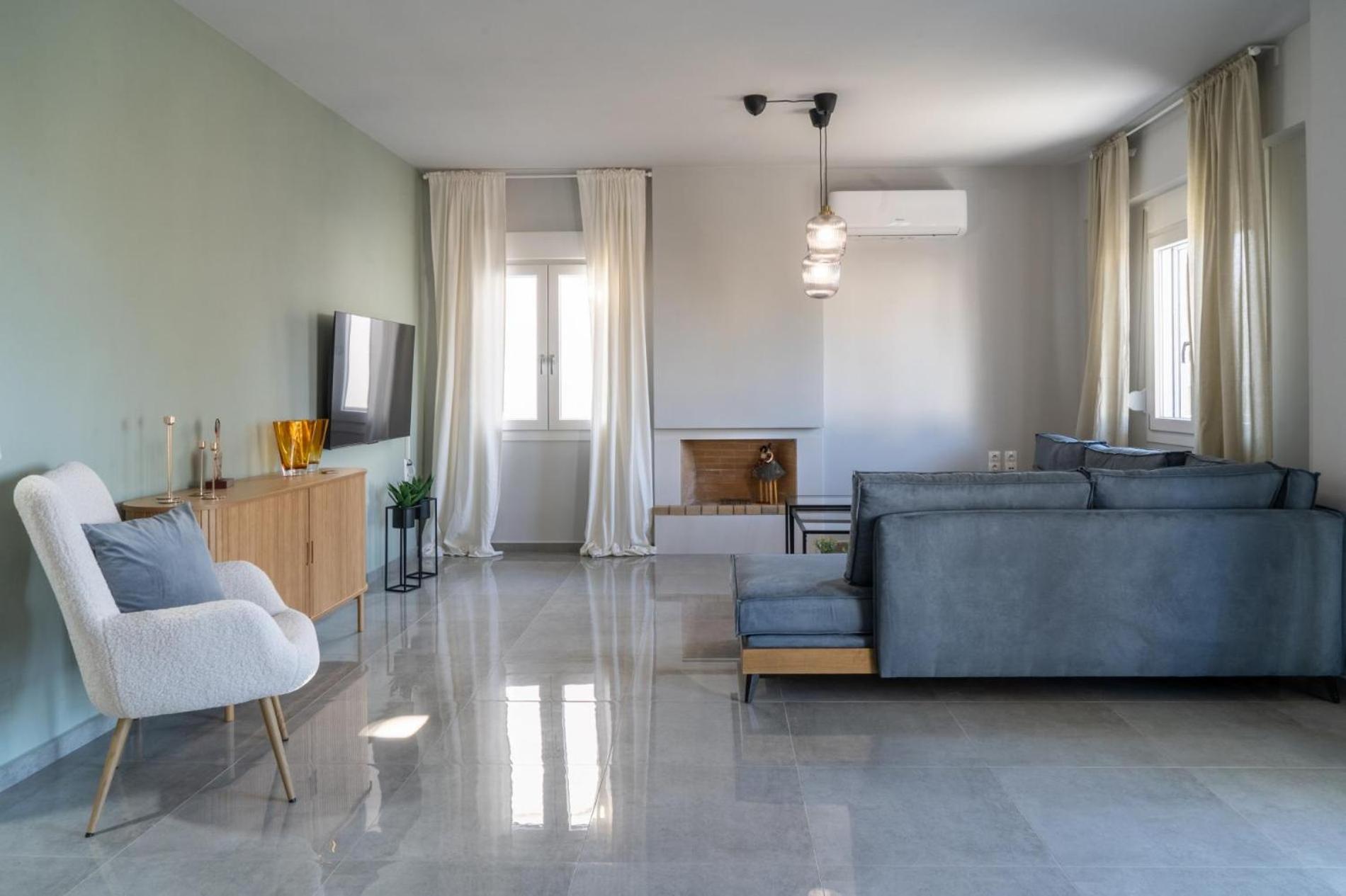 Nisimos Modern Apartment