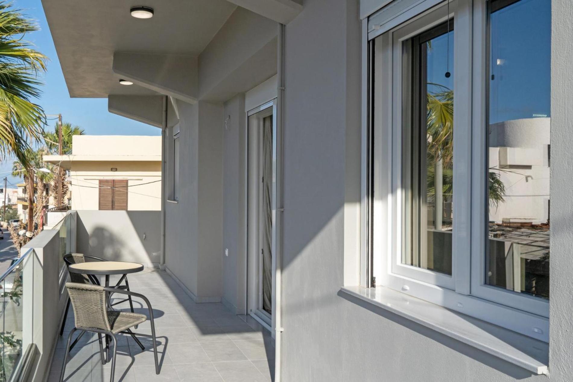 Nisimos Modern Apartment