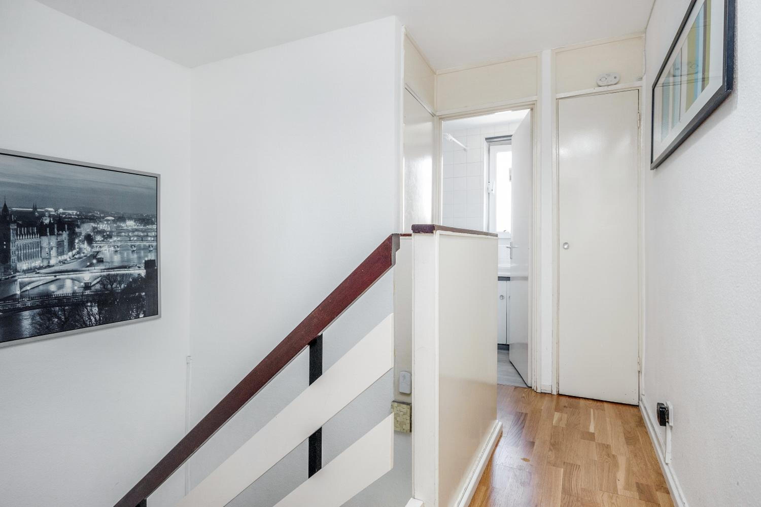 4-bedroom flat near BigBen,Parliament & London Eye