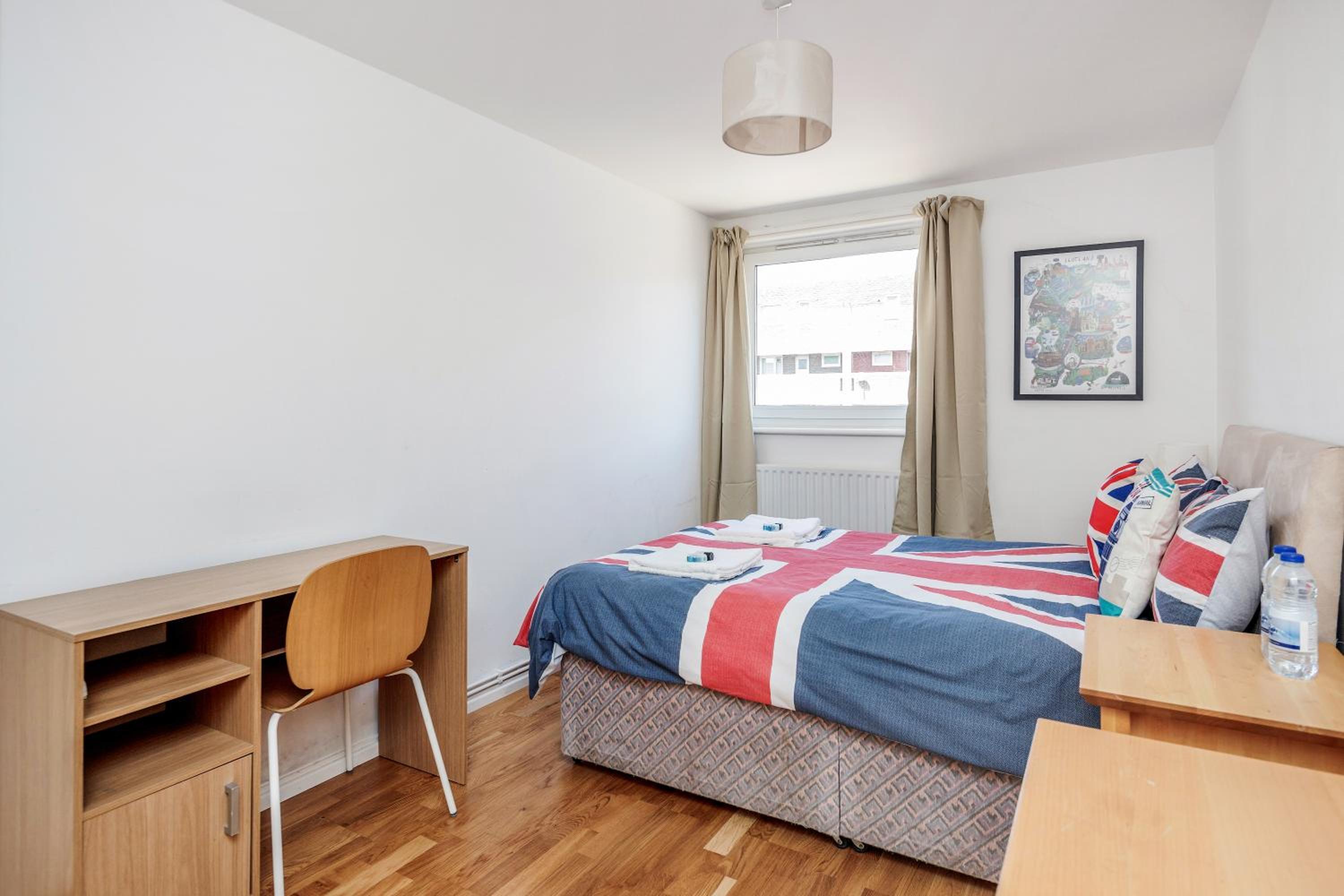 4-bedroom flat near BigBen,Parliament & London Eye