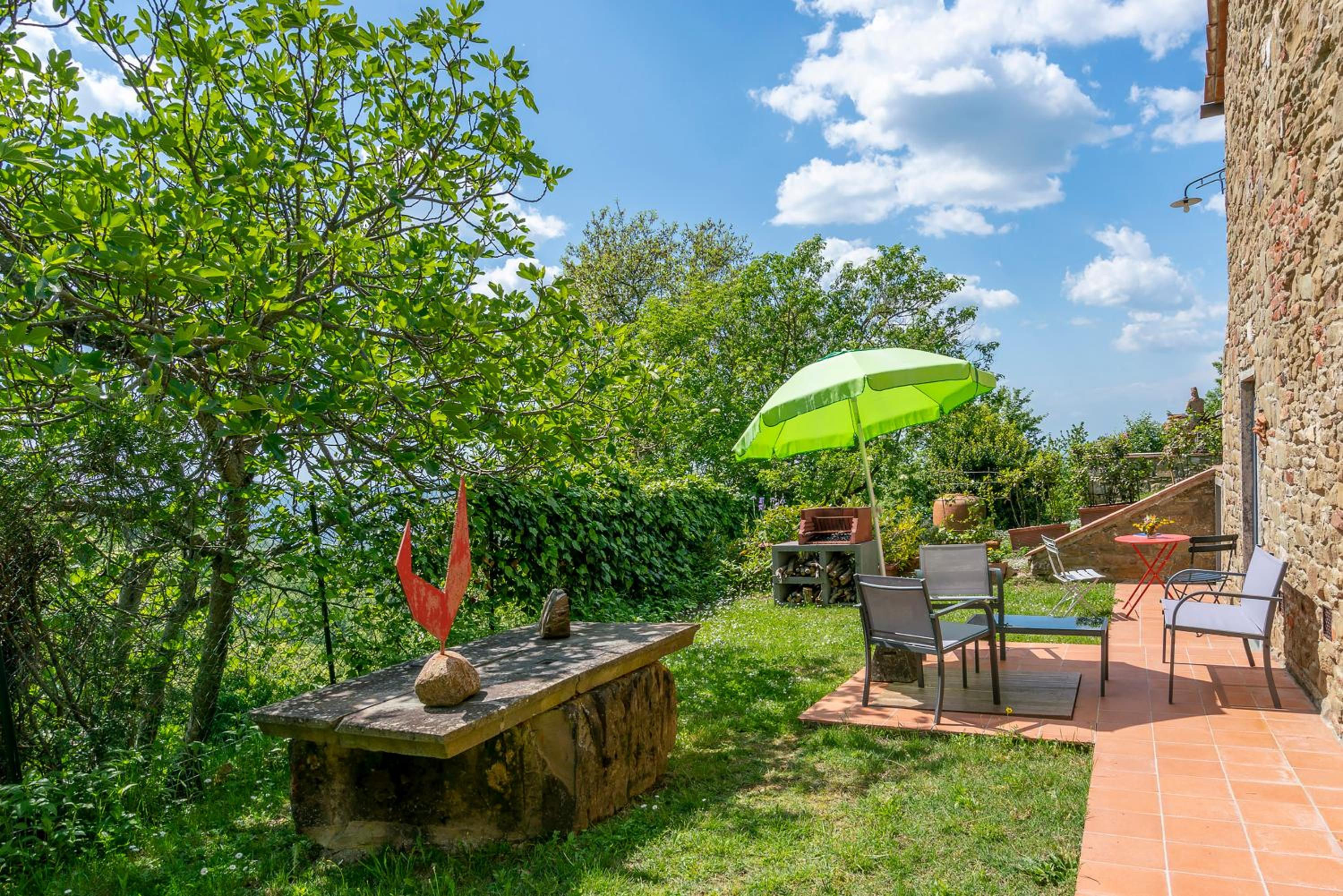 La Casa Nel Bosco D'arte- Greve in Chianti, holiday house with private garden view 5
