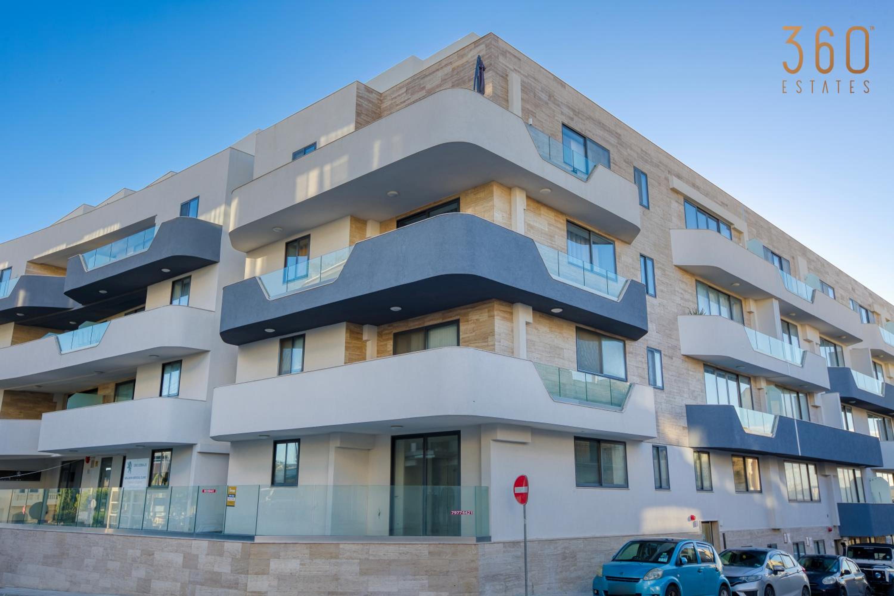 Relaxing 2BR home with Private Balcony in Mellieha by 360 Estates photo 4