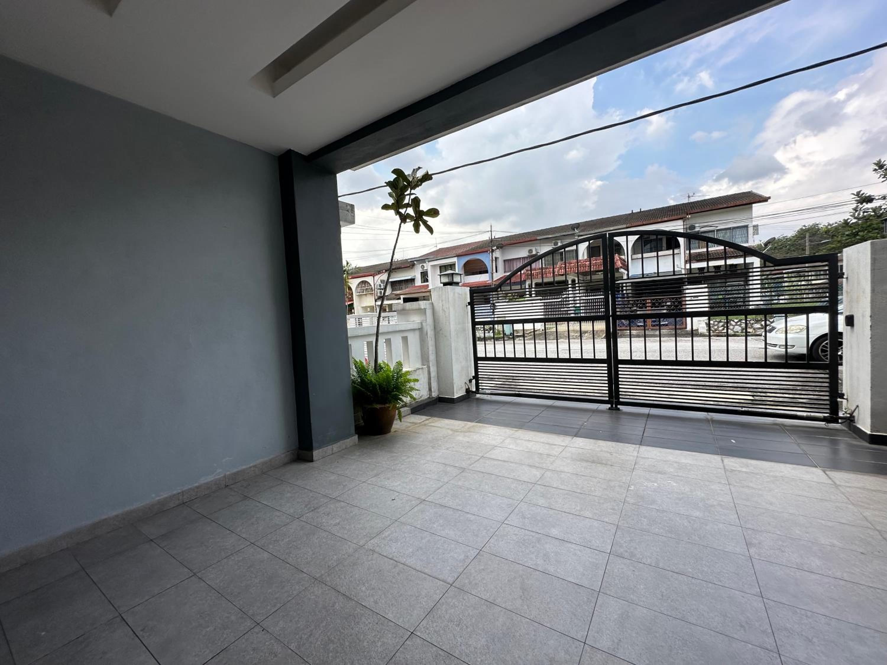 KL Sri Petaling BBQ & Games Landed House