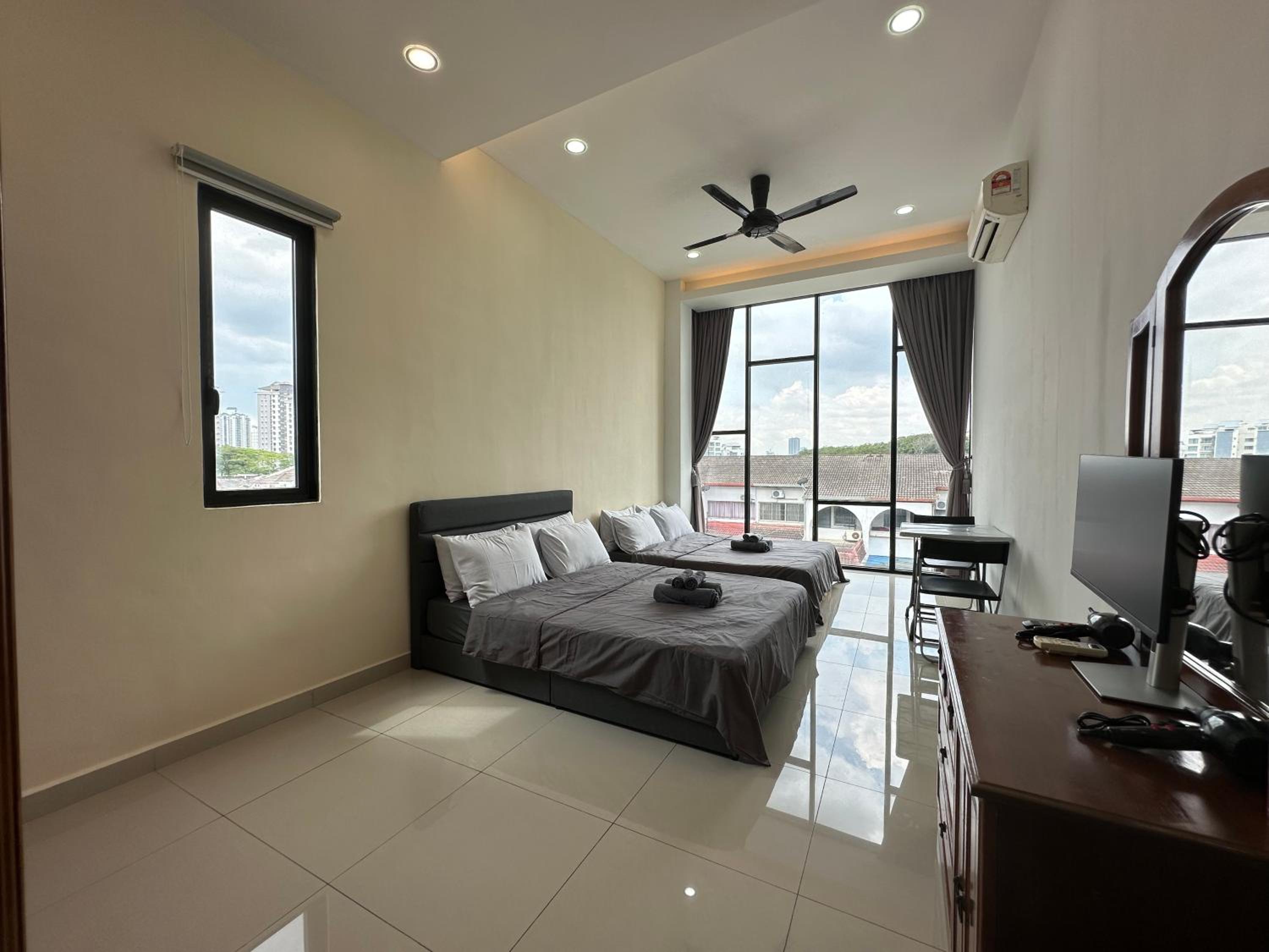 KL Sri Petaling BBQ & Games Landed House