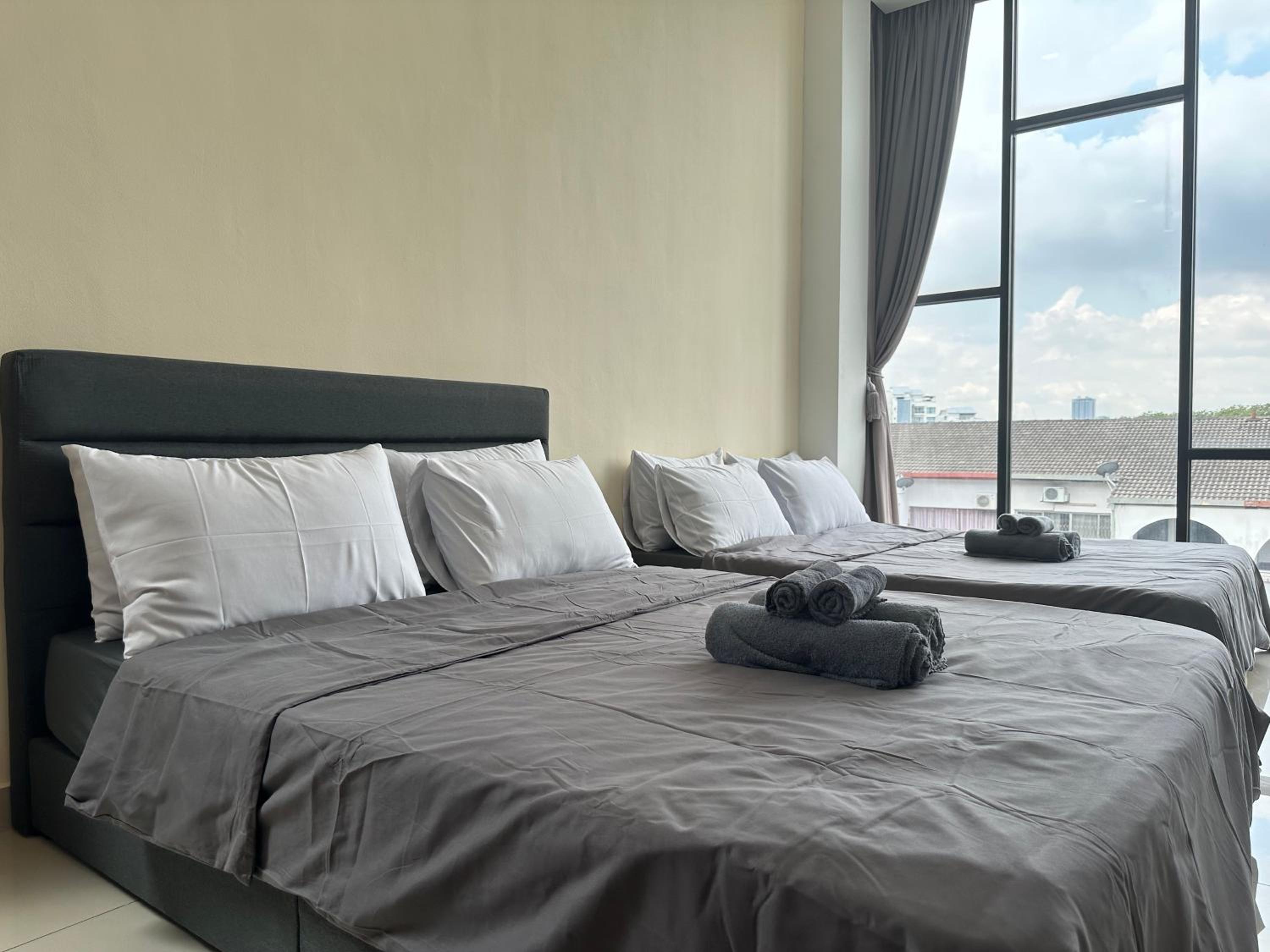 KL Sri Petaling BBQ & Games Landed House