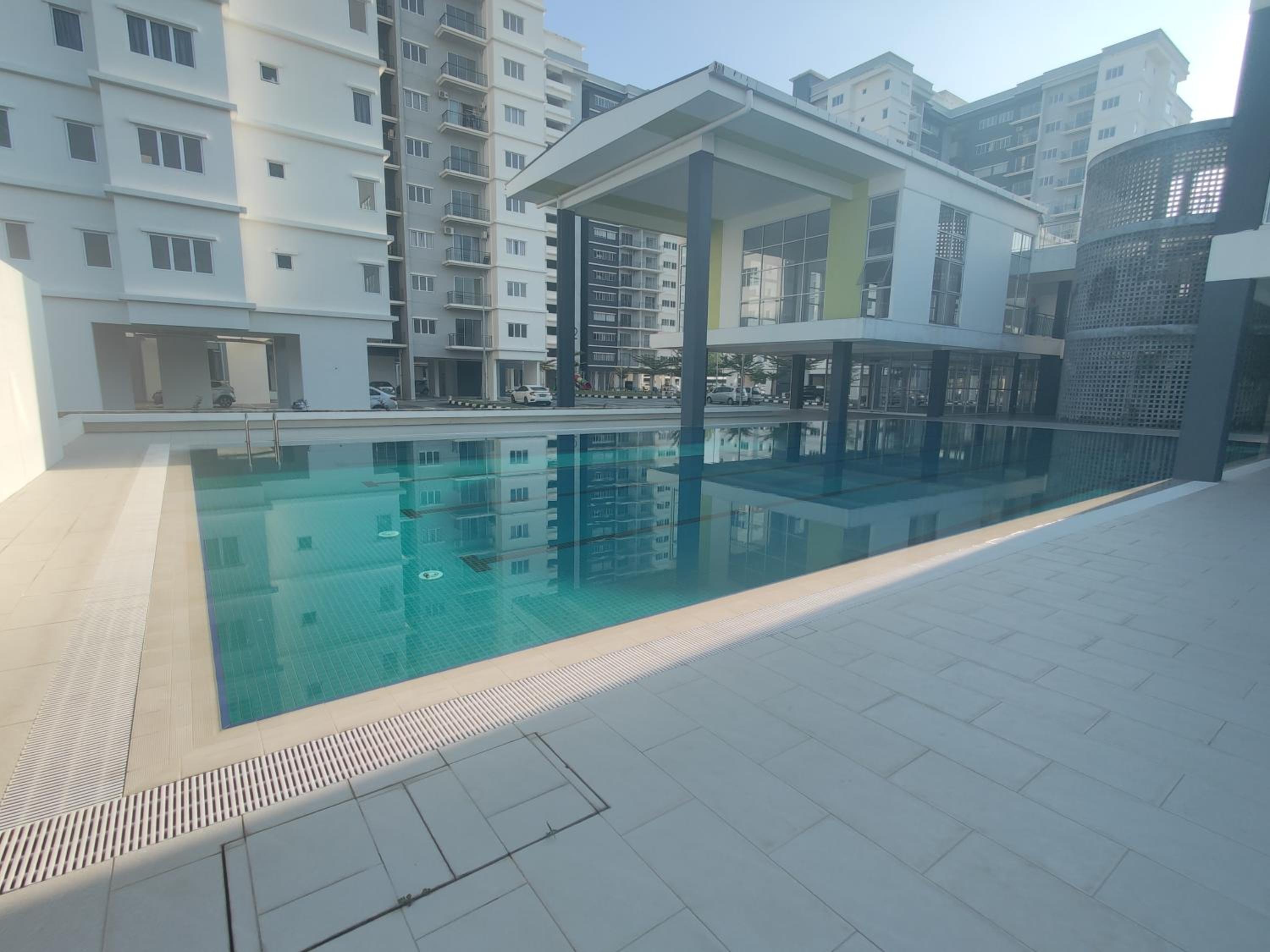 Cozy Home Kampar (UTAR) 5bedrooms 10pax Free WiFi view 2