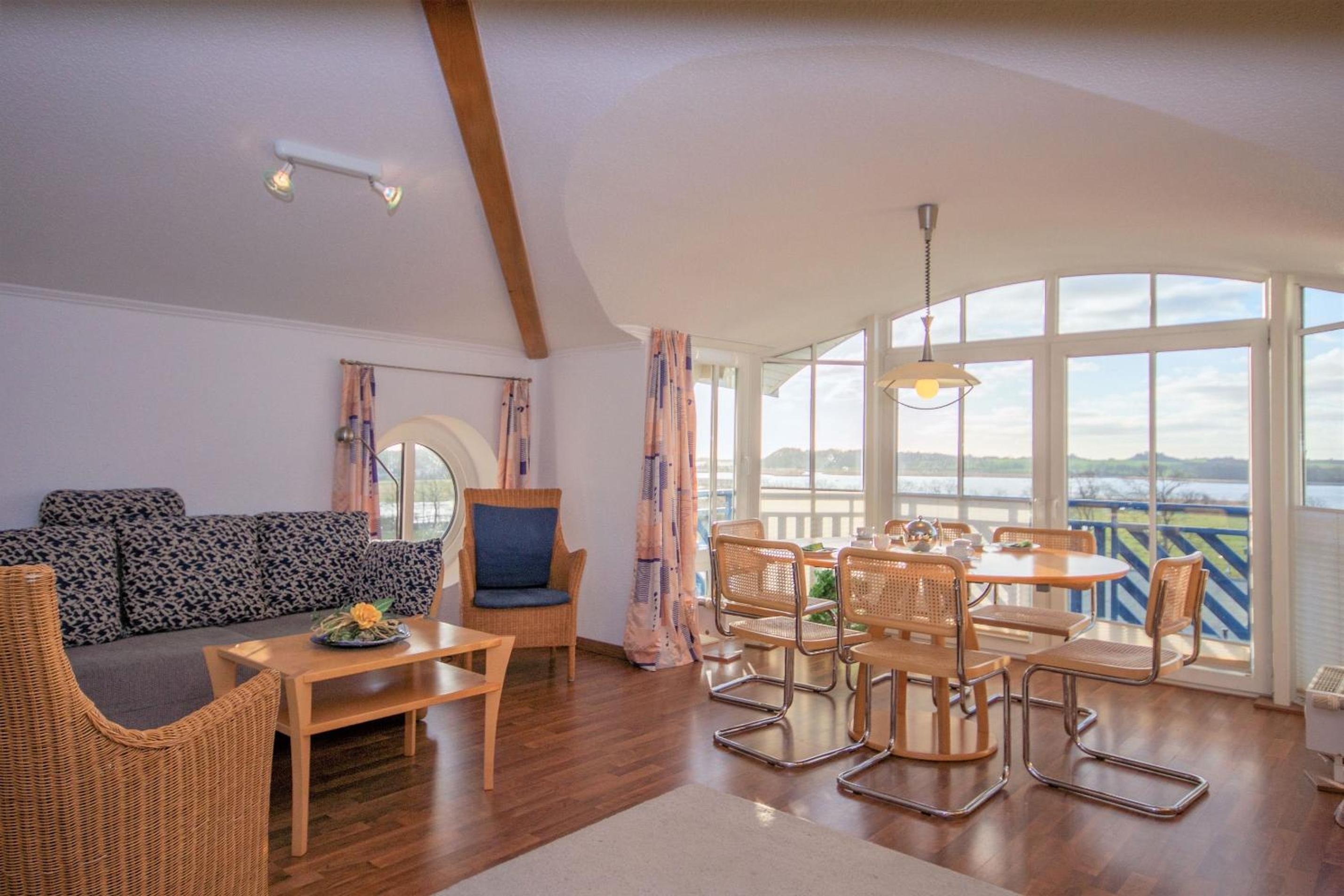 Oberdeck, Villa Columba view 2