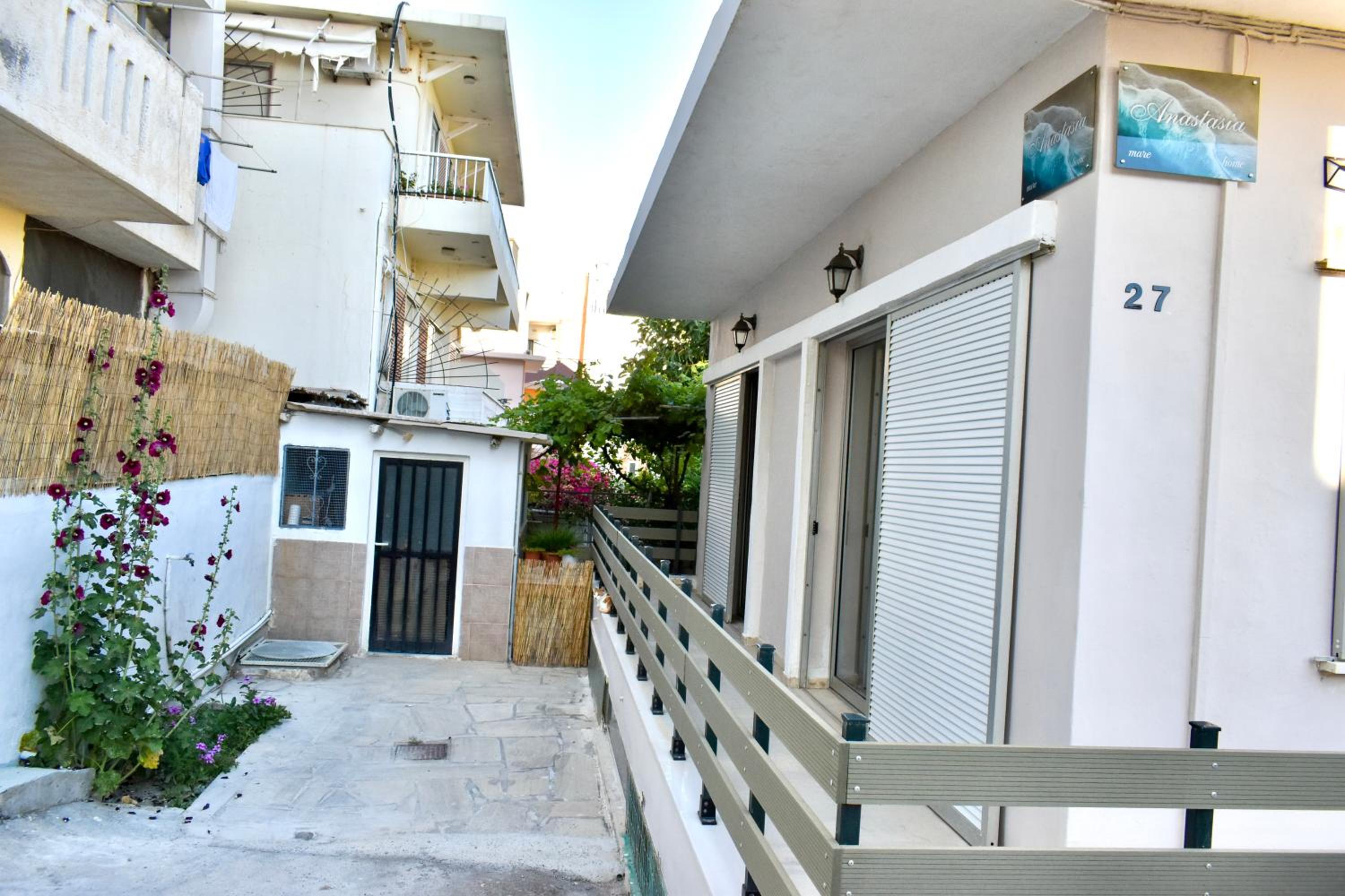 Anastasia mare home #A#