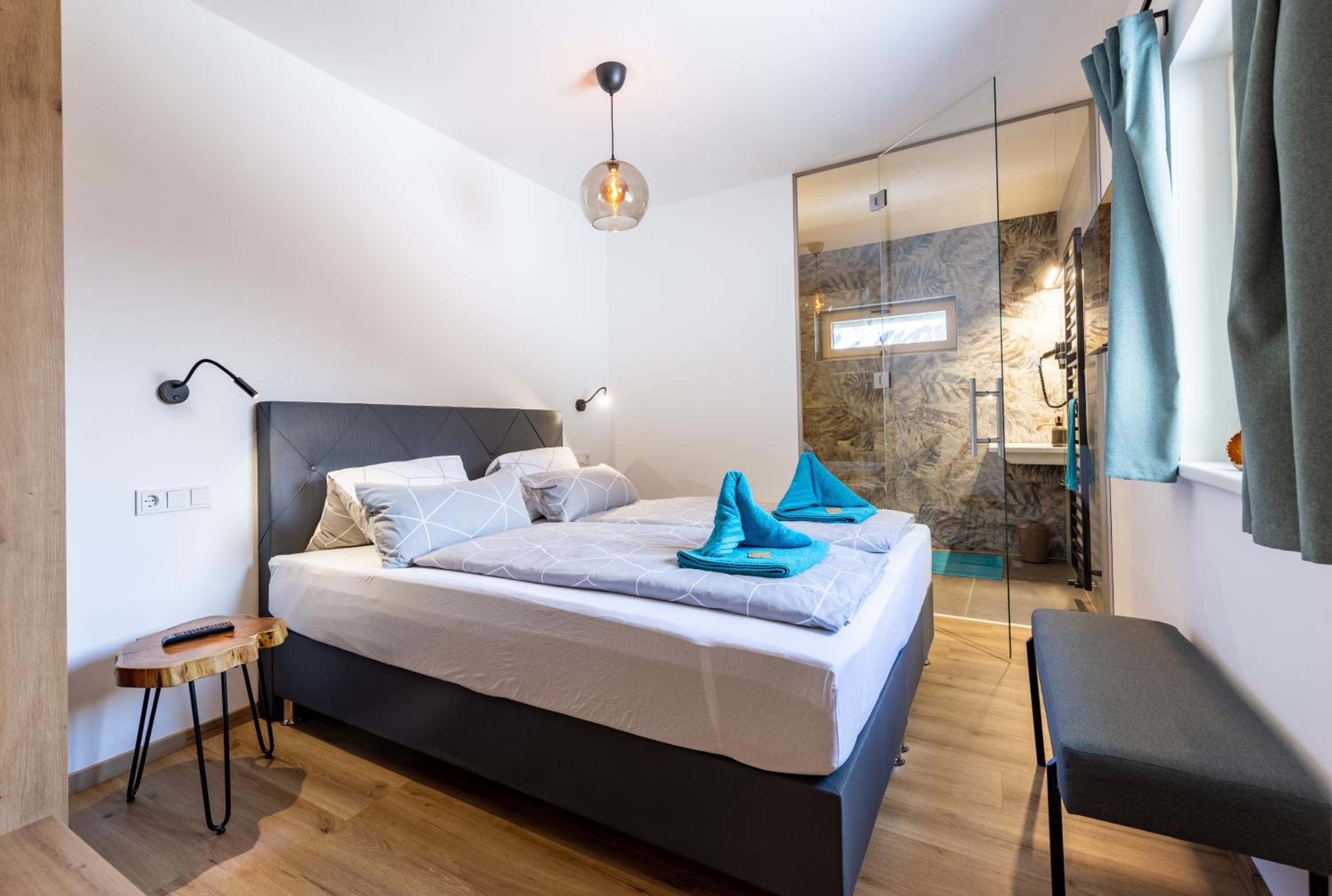 Appartements Uribi mit eigener Sauna by Schladmingurlaub