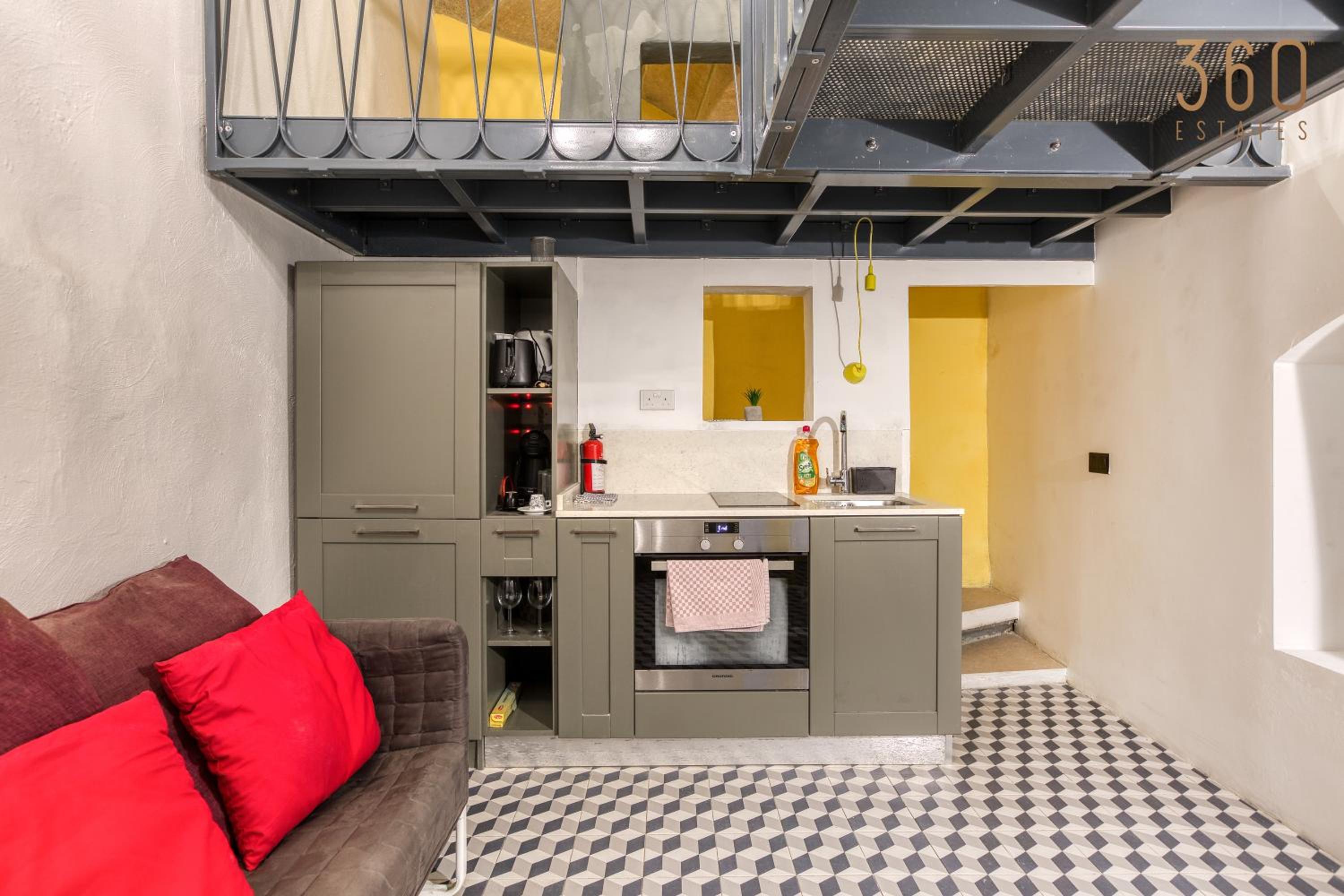 A sensational 1BR home in Valletta Centre by 360 Estates view 5