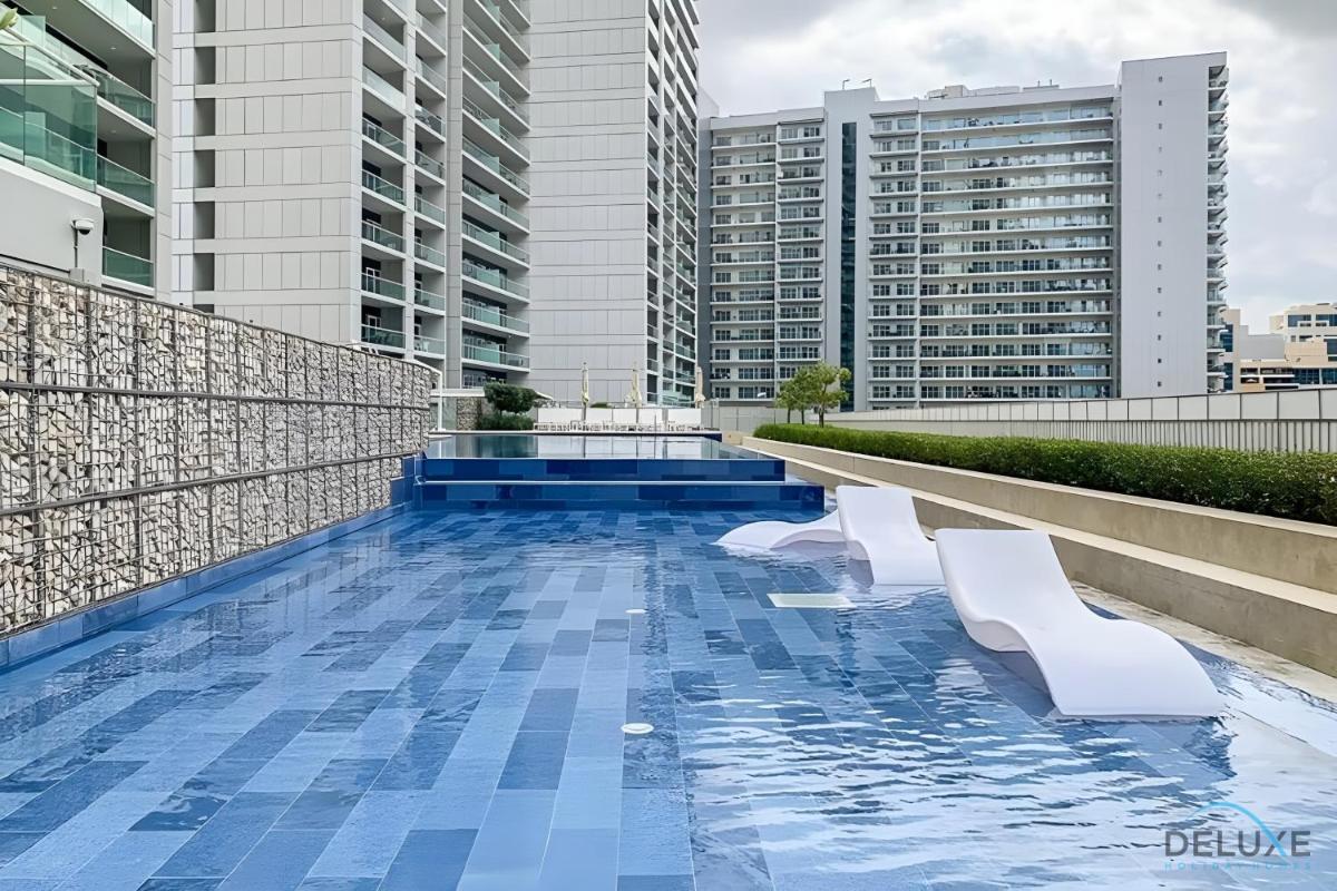 Lavish 1BR at Reva Residences Business Bay by Deluxe Holiday Homes