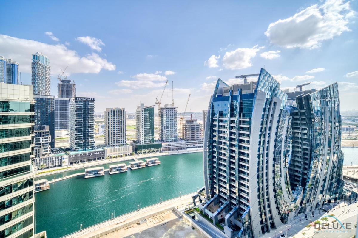 Lavish 1BR at Reva Residences Business Bay by Deluxe Holiday Homes