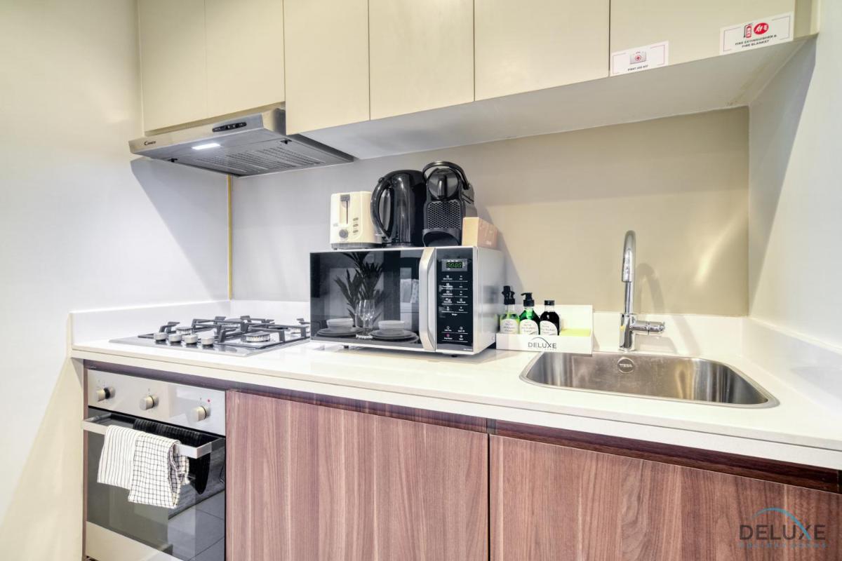 Lavish 1BR at Reva Residences Business Bay by Deluxe Holiday Homes