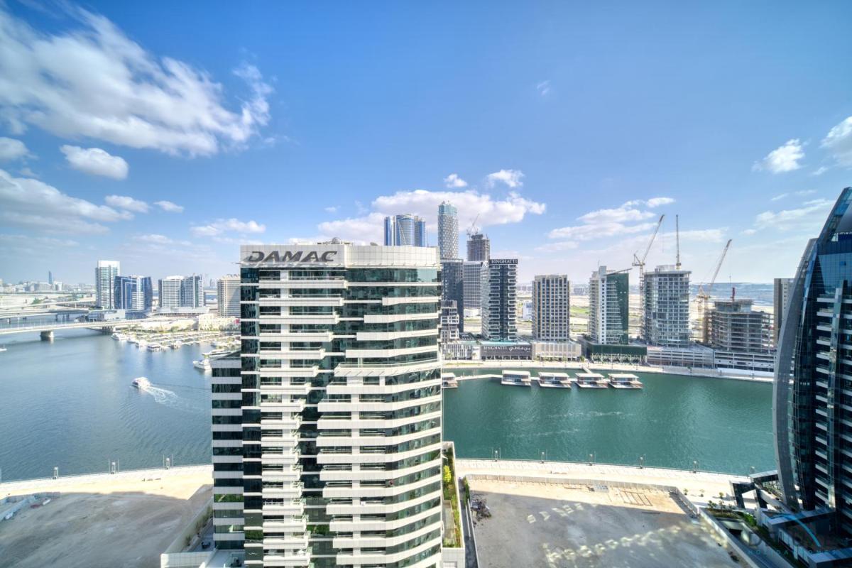 Lavish 1BR at Reva Residences Business Bay by Deluxe Holiday Homes