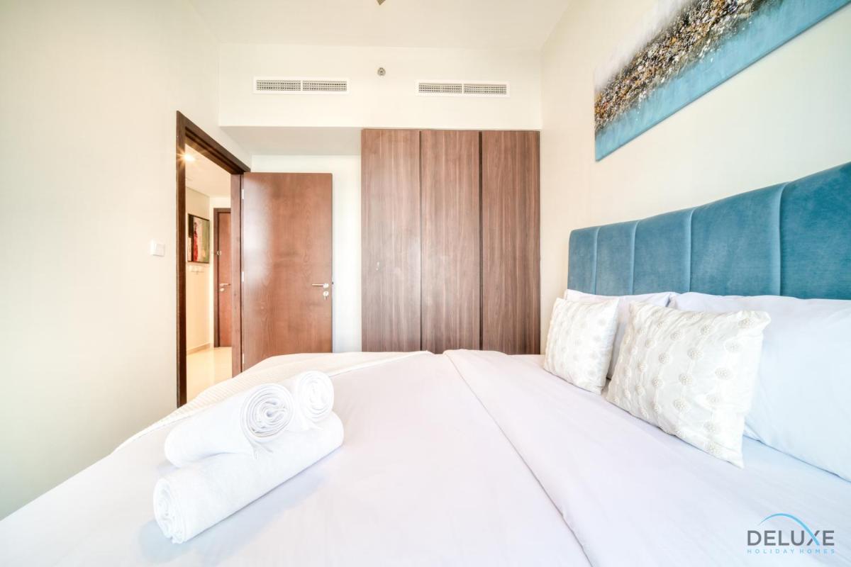 Lavish 1BR at Reva Residences Business Bay by Deluxe Holiday Homes
