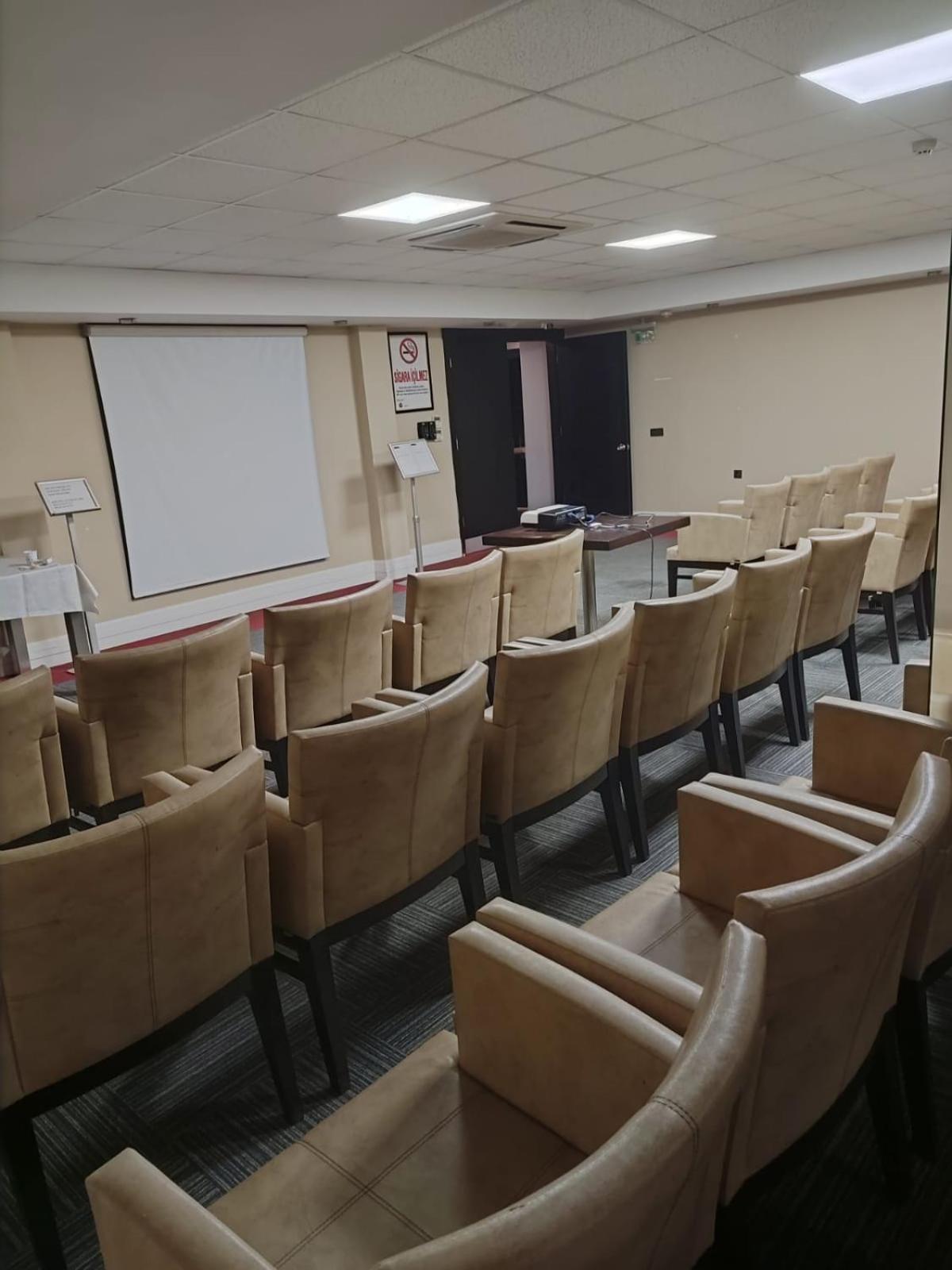 May park HOTEL - Image 20