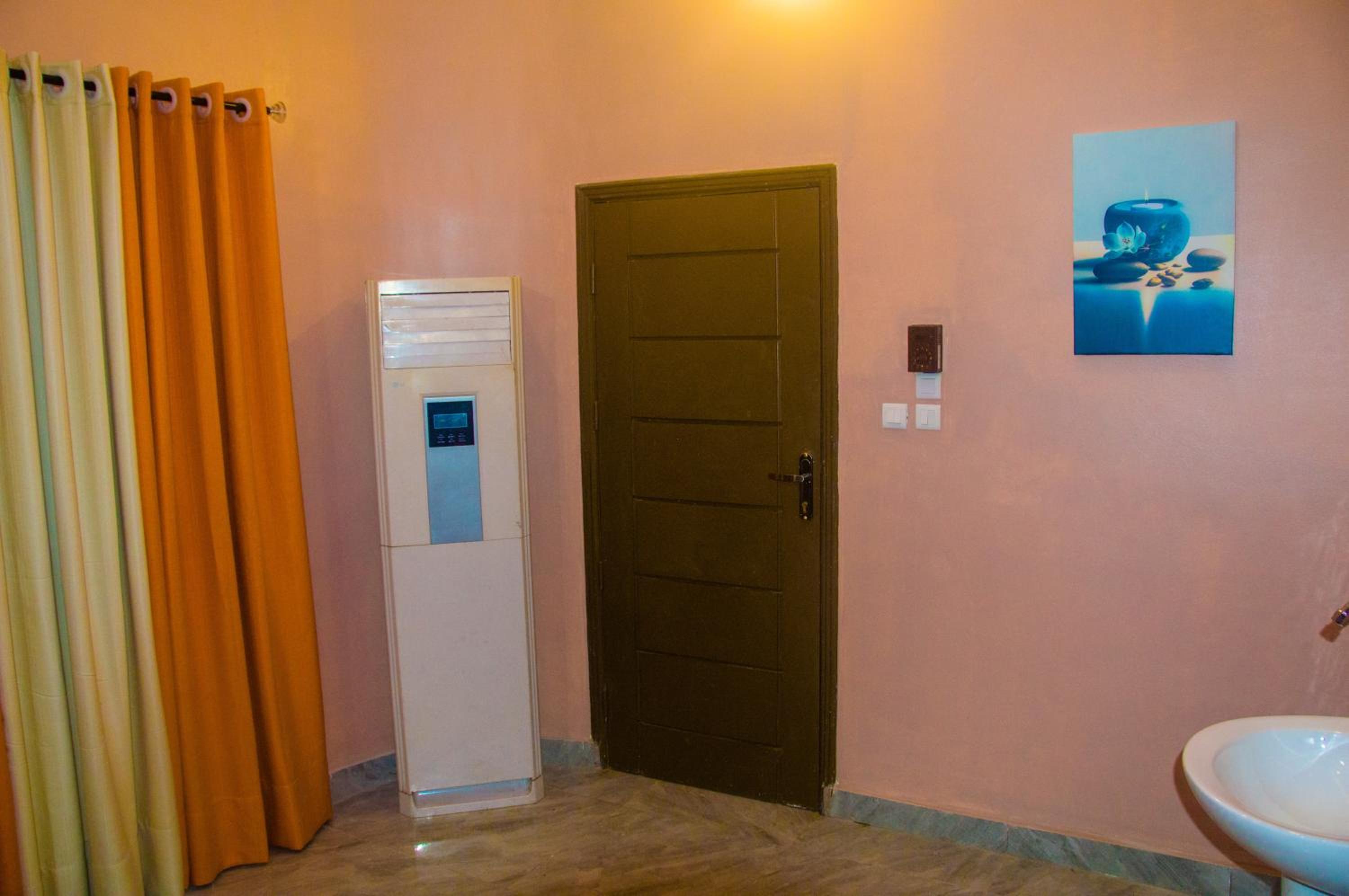 Hsr Home