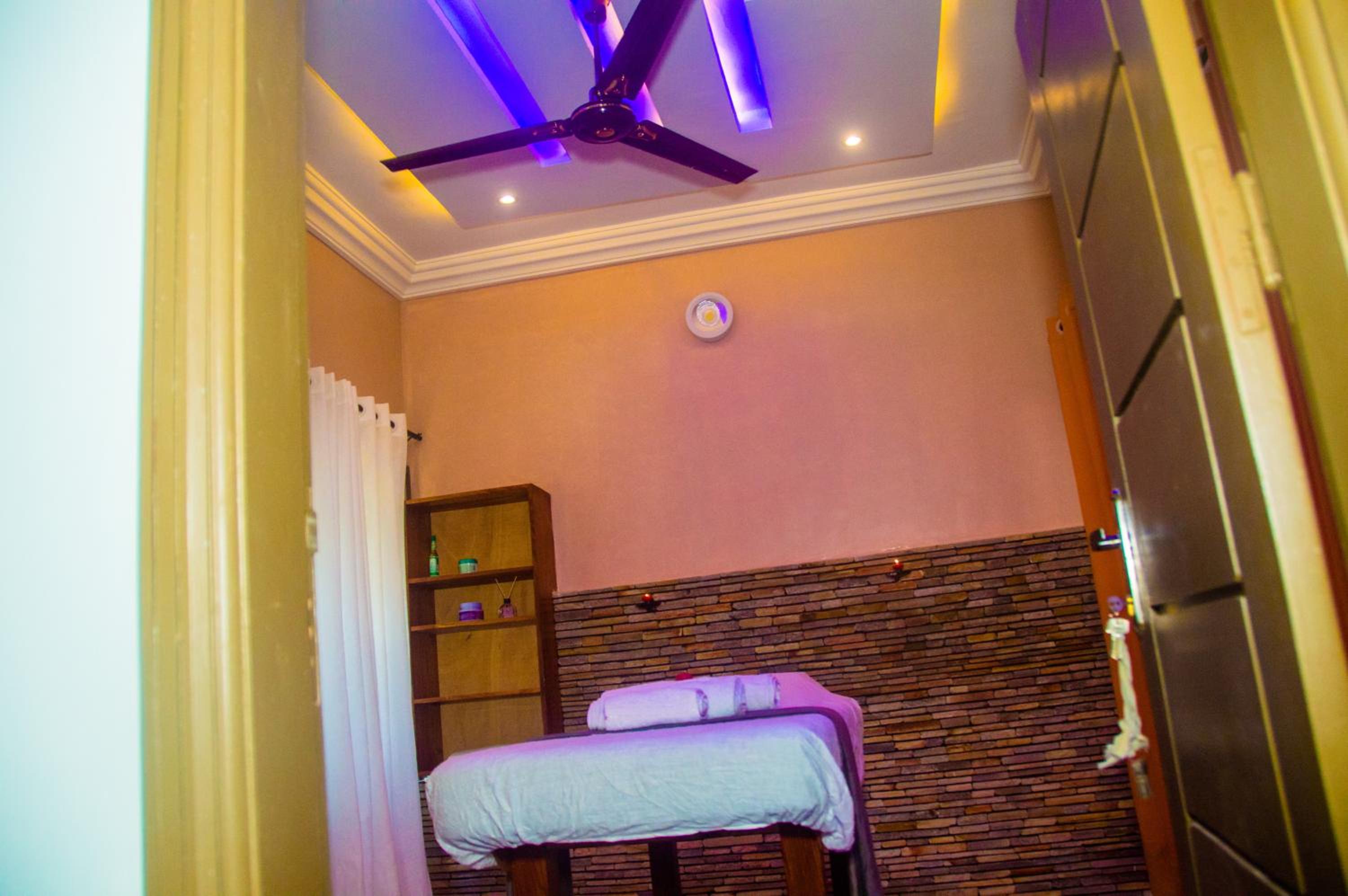 Hsr Home