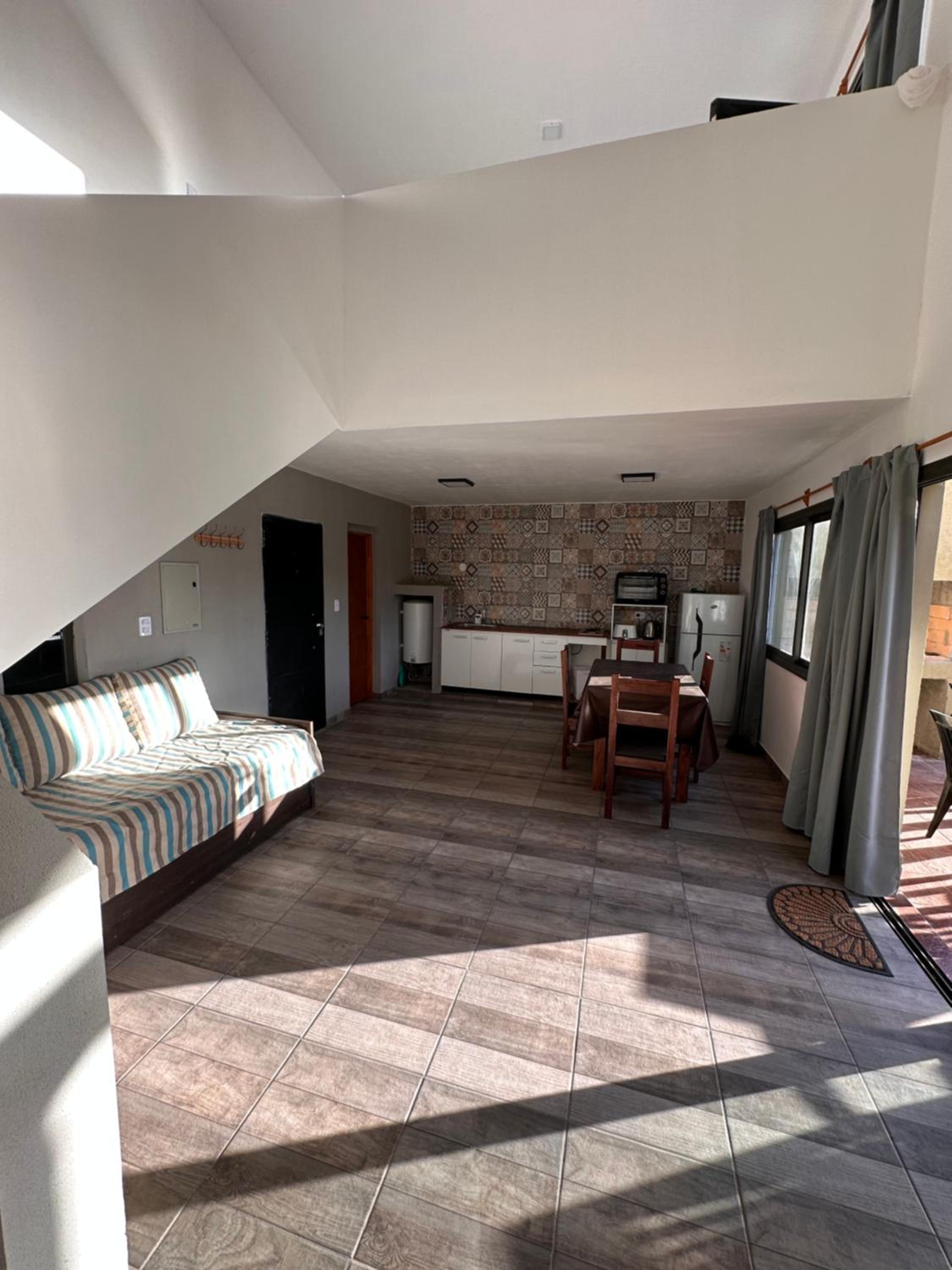 DUPLEX LOS CEREZOS VISTALBA