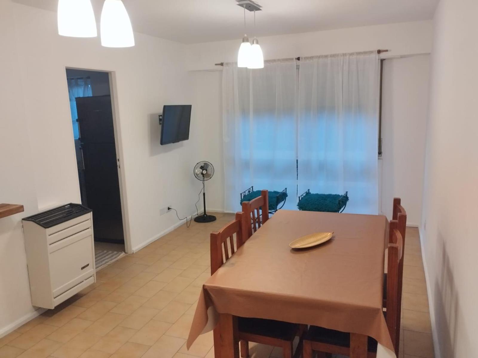 Departamento 3 Ambientes con Cochera y Vigilancia - Contactar al telefono - Es con previa reserva