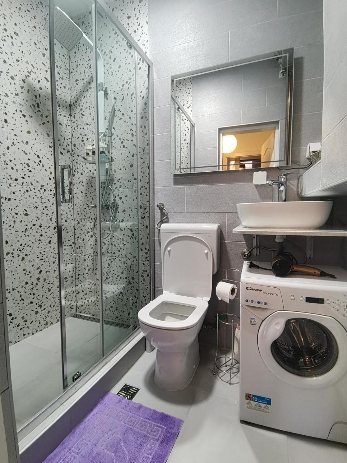 KIZZ Apartment