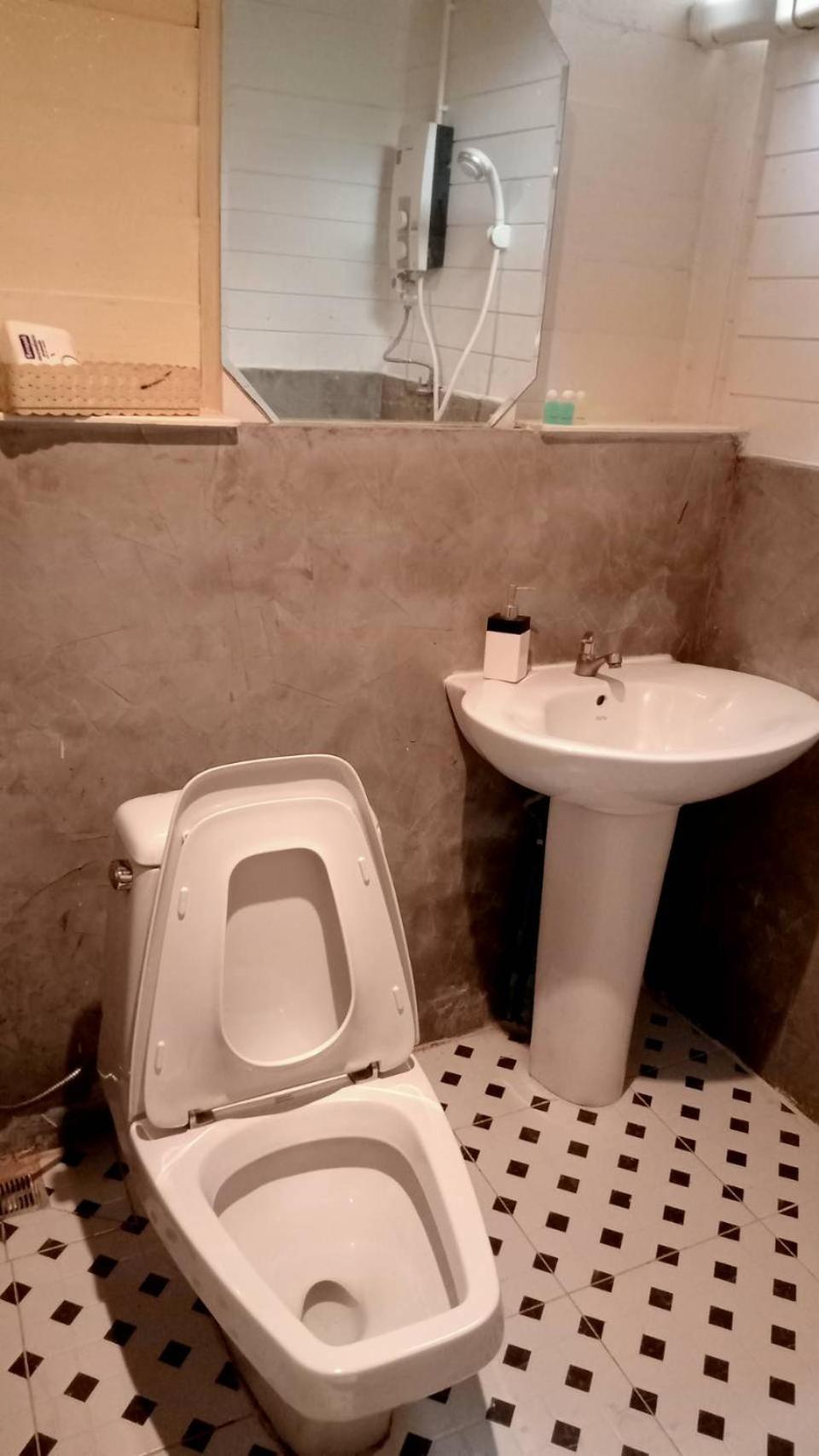 Photo 21