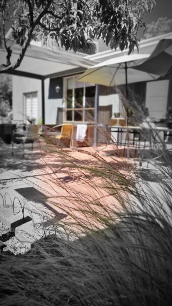 Agradable casa con Tina de agua Caliente y Piscina