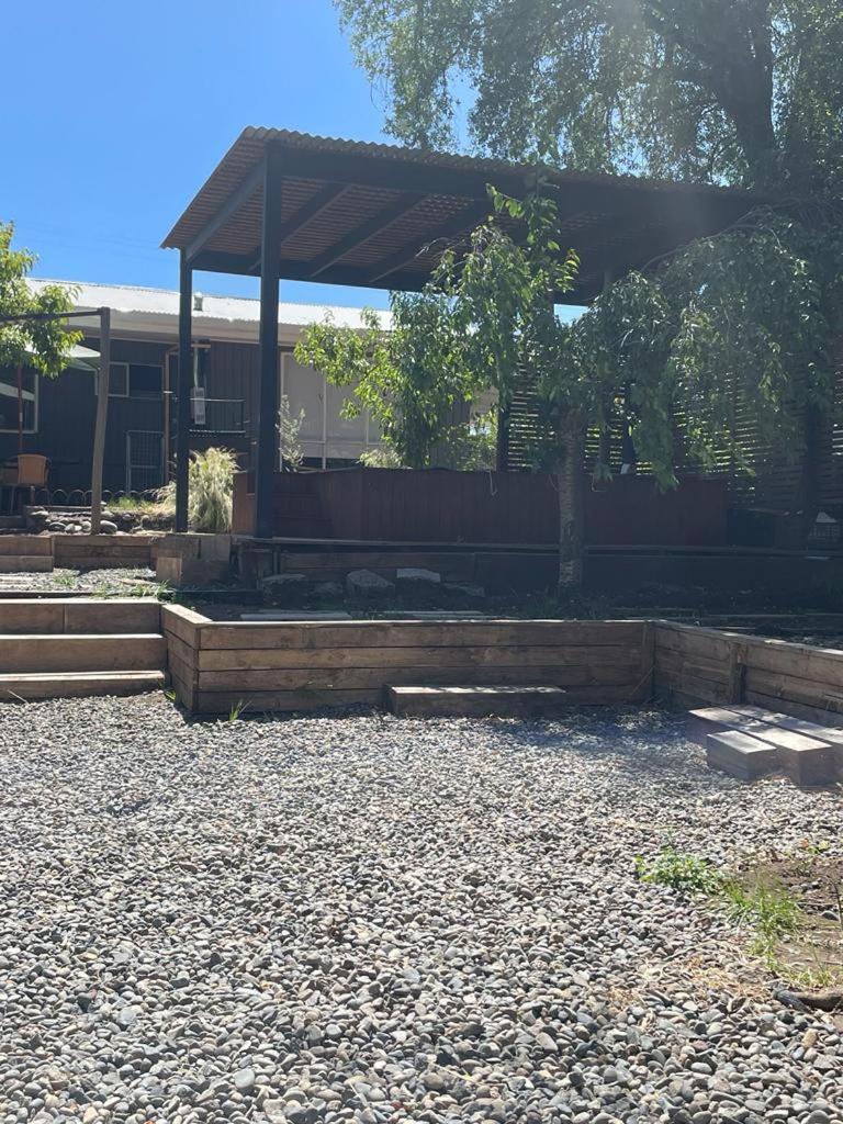Agradable casa con Tina de agua Caliente y Piscina