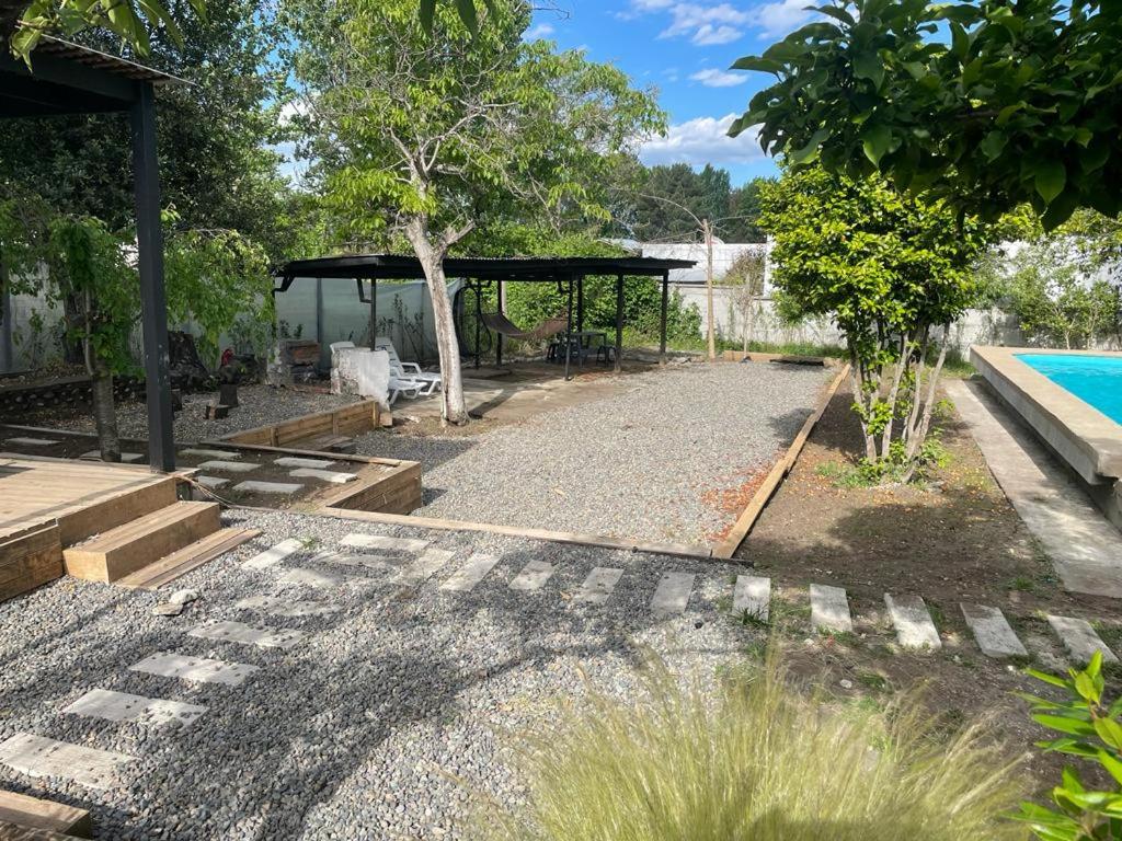 Agradable casa con Tina de agua Caliente y Piscina