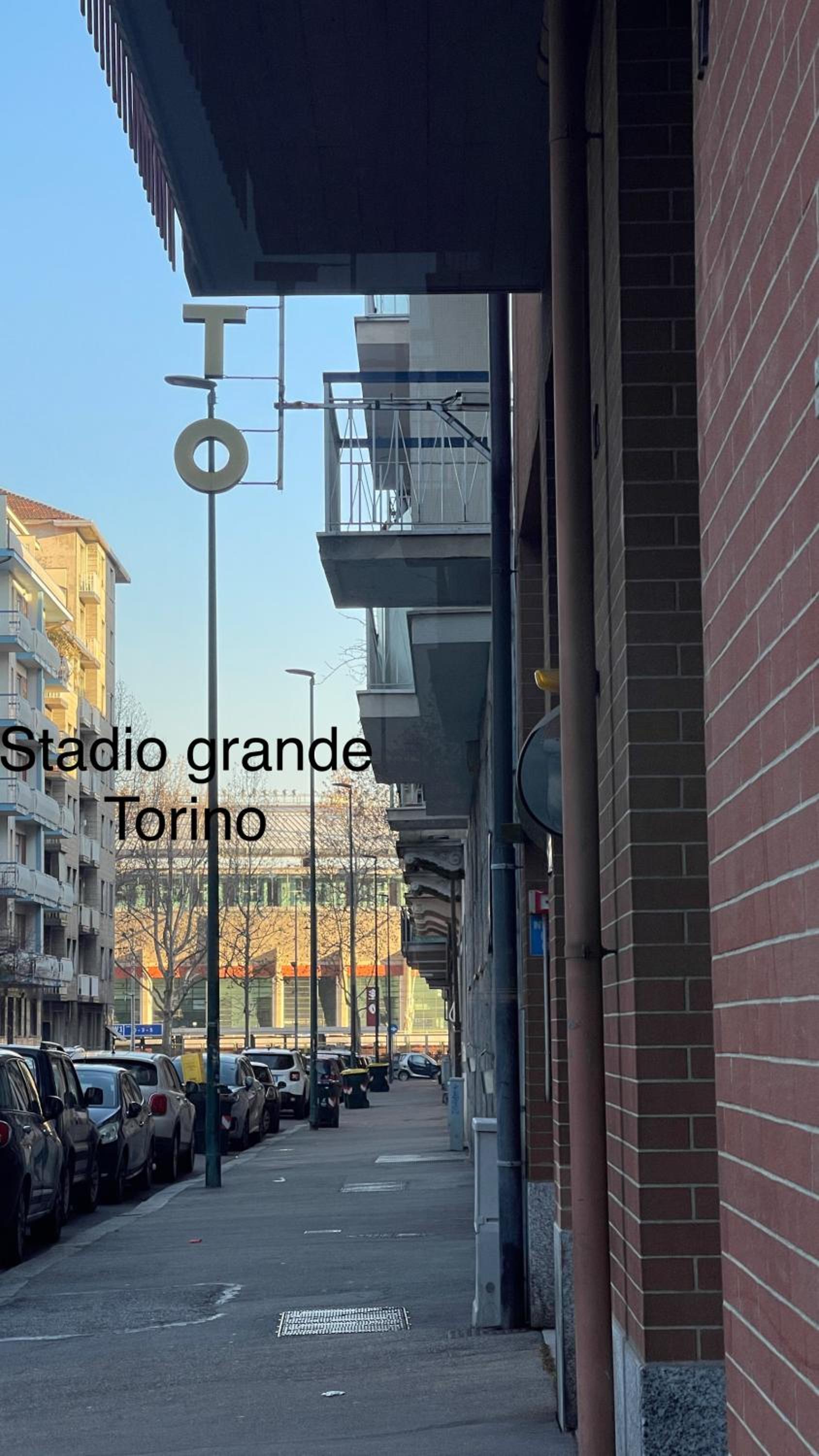 INALPI ARENA,STADIO OLIMPICO e PALAZZO DEL NUOTO parcheggio riservato interno cortile 10 minuti dal centro view 5