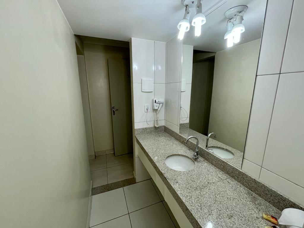 Caldas Novas - diRoma Spazzio - Apto até 4 pessoas - piscinas do hotel 24 horas