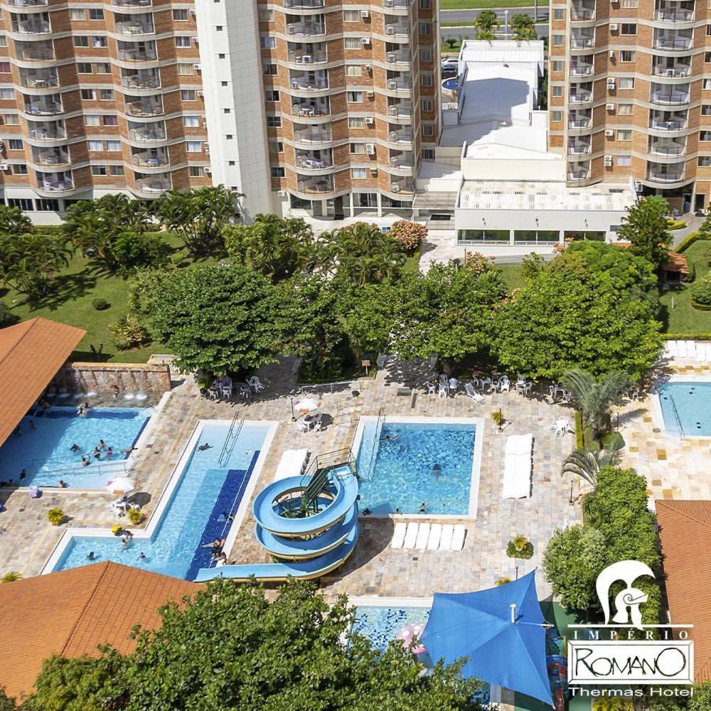 Caldas Novas - diRoma Spazzio - Apto até 4 pessoas - piscinas do hotel 24 horas