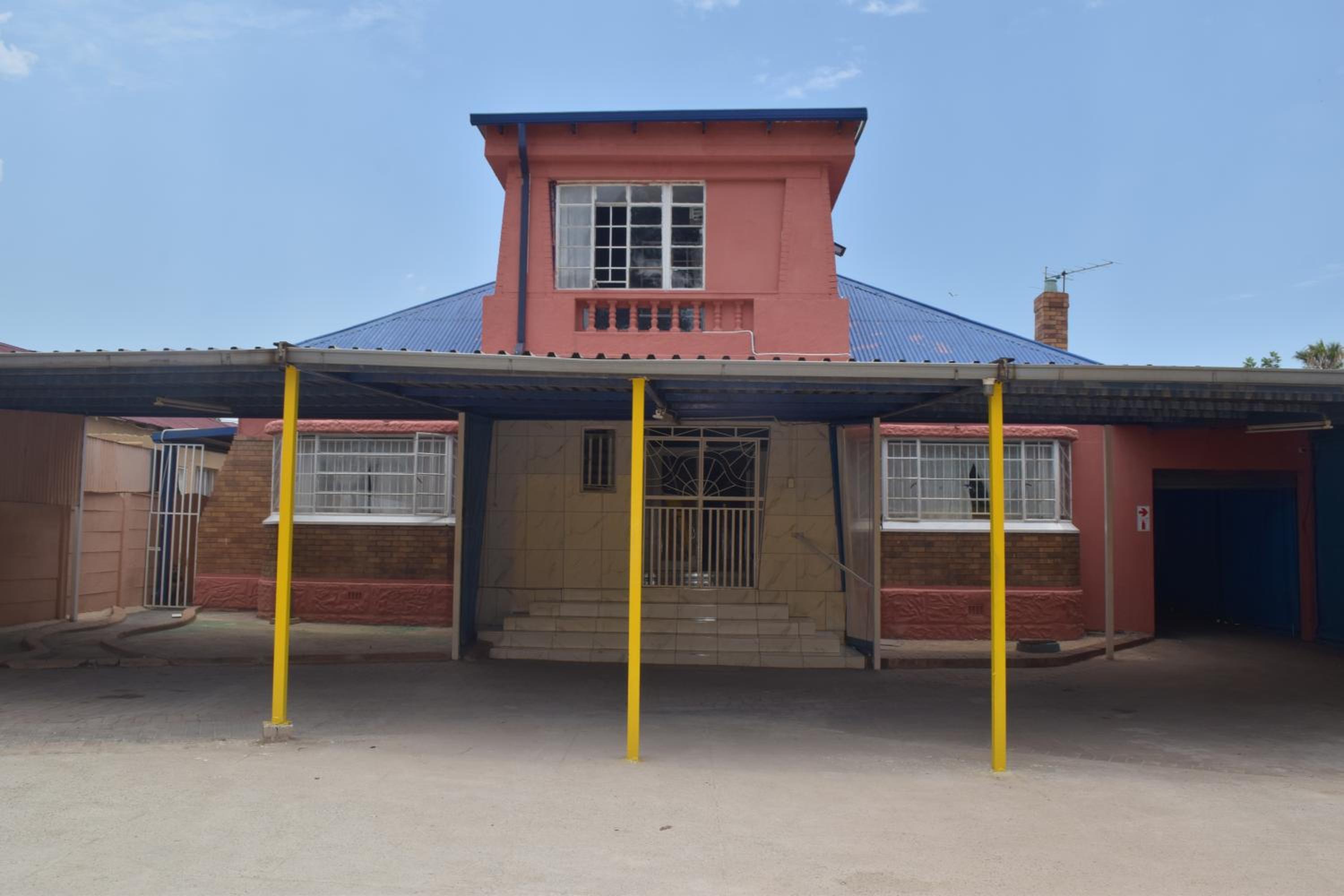 Skypz Lodge