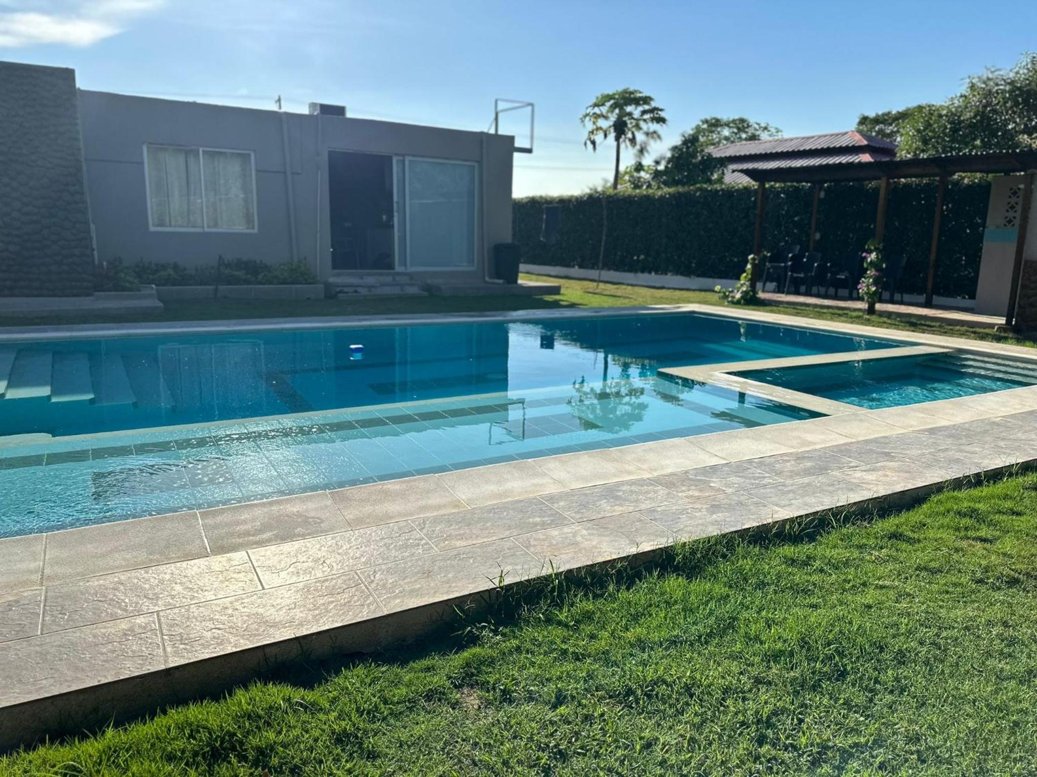 Elegante casa campestre con Piscina