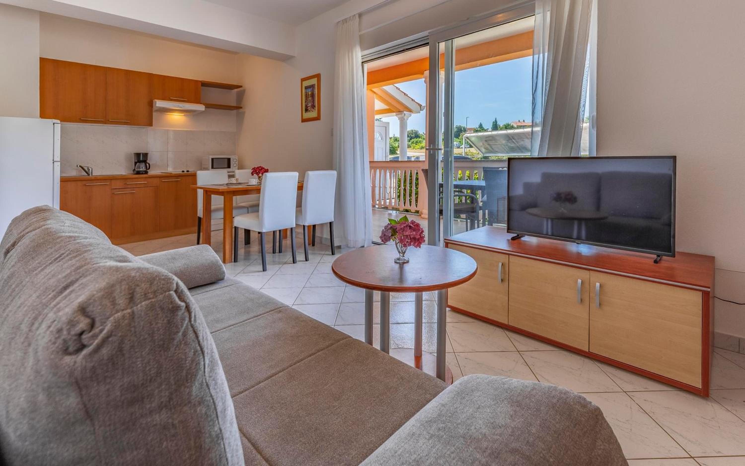 Apartments Rocco 1 view 3