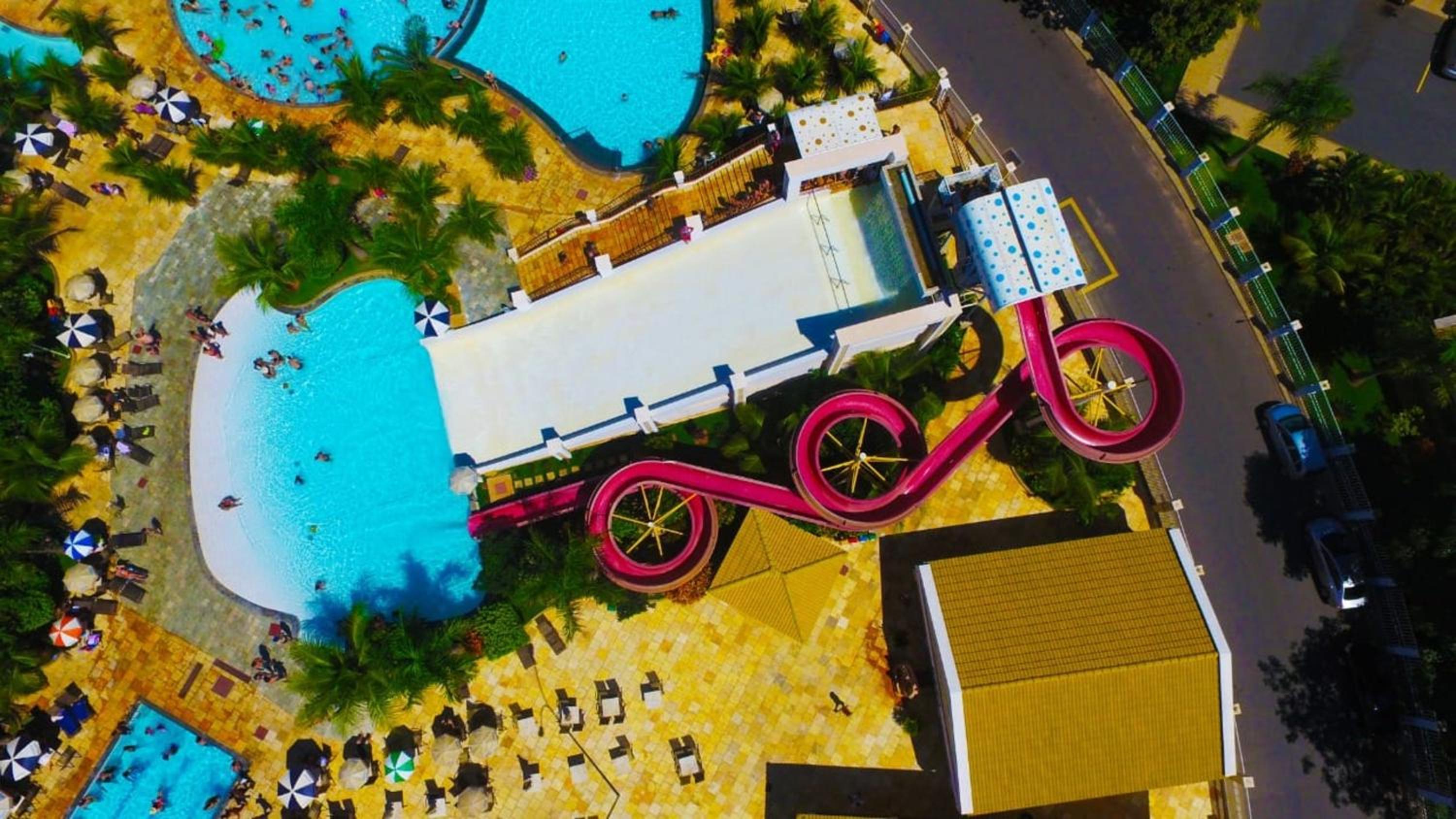 Caldas Novas - Lacqua diRoma - Apto para até 5 pessoas - piscinas 24 horas - Oficial