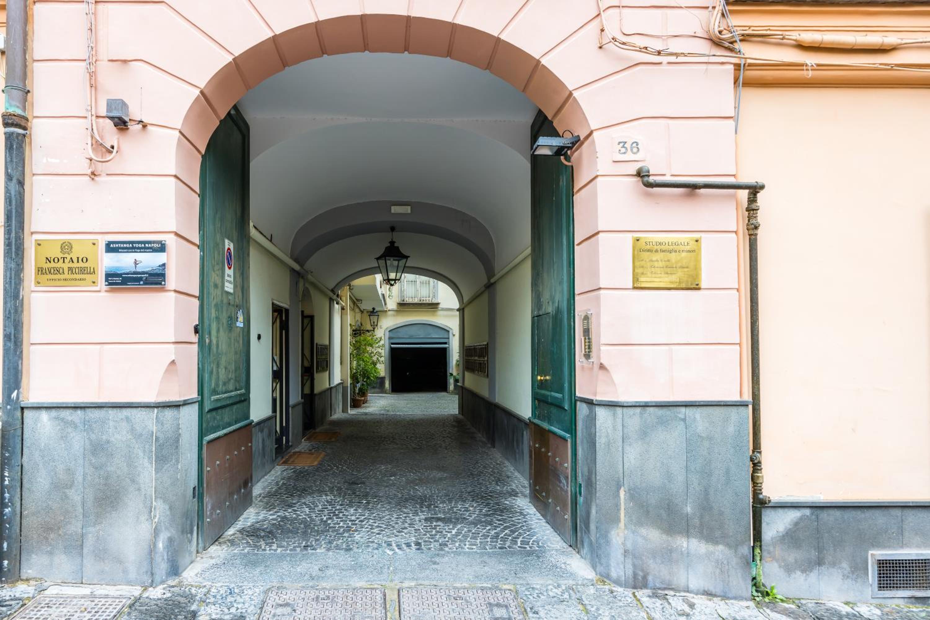 Kea Home, entire house in the heart of Naples
