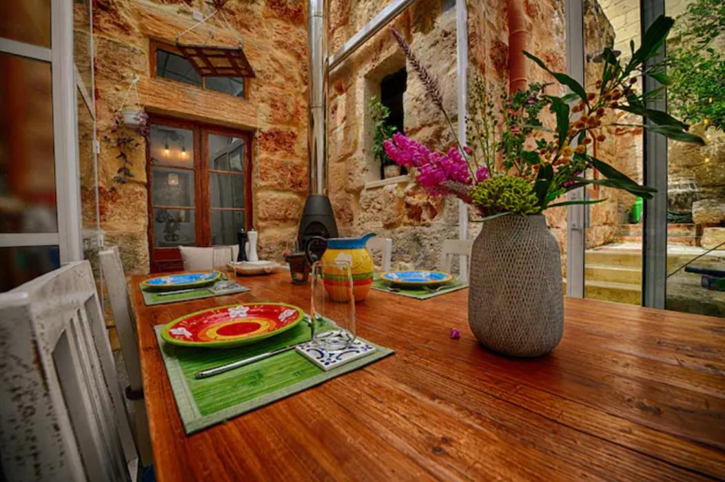Luxury House of Character Golden Bay/Manikata. view 4