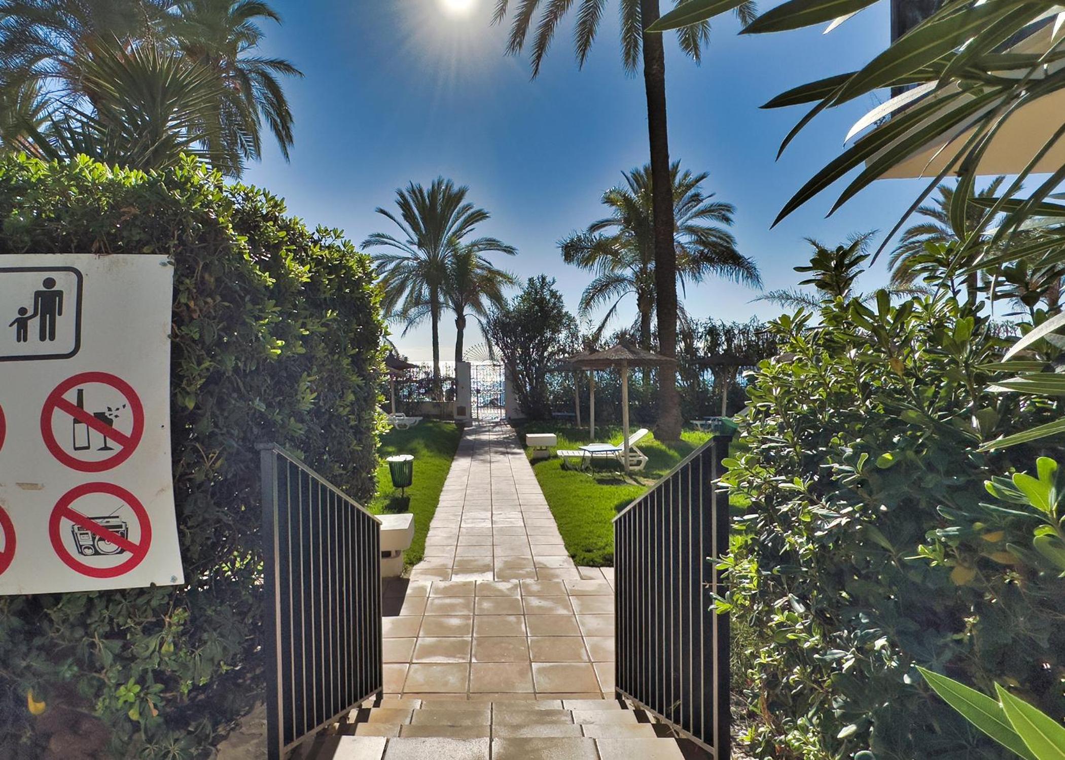 SKOL 933 Fantastic two bedrooms on the 9th floor with amazing sea views view 5