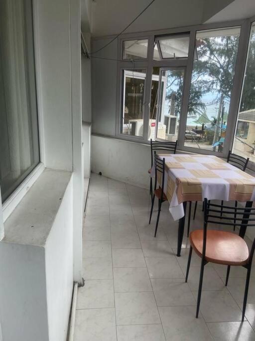 Coastal Roses 1 bed summer vacation private beachfront furnished apartment flic en flac view 3