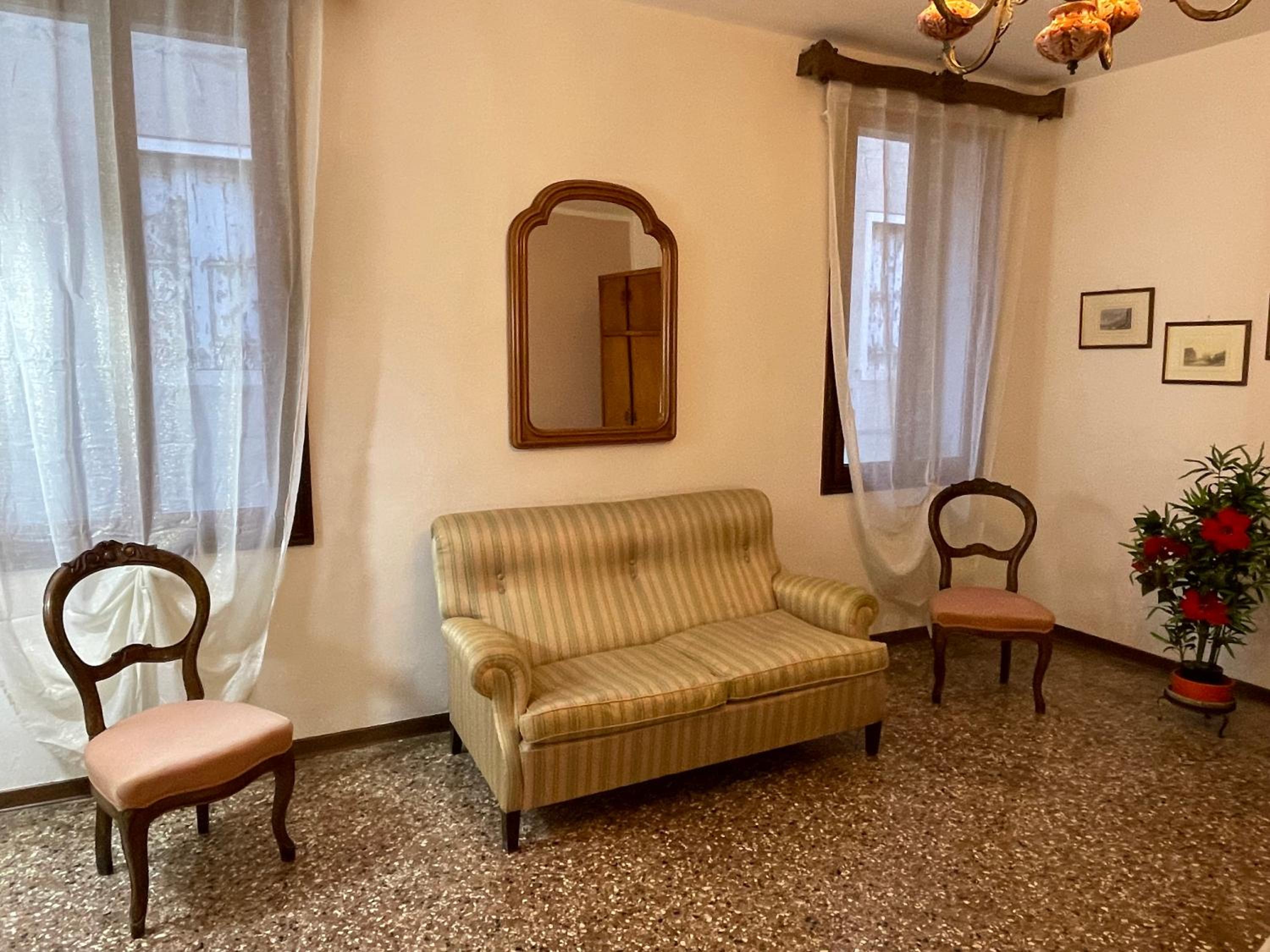 Lions Venice Guest house