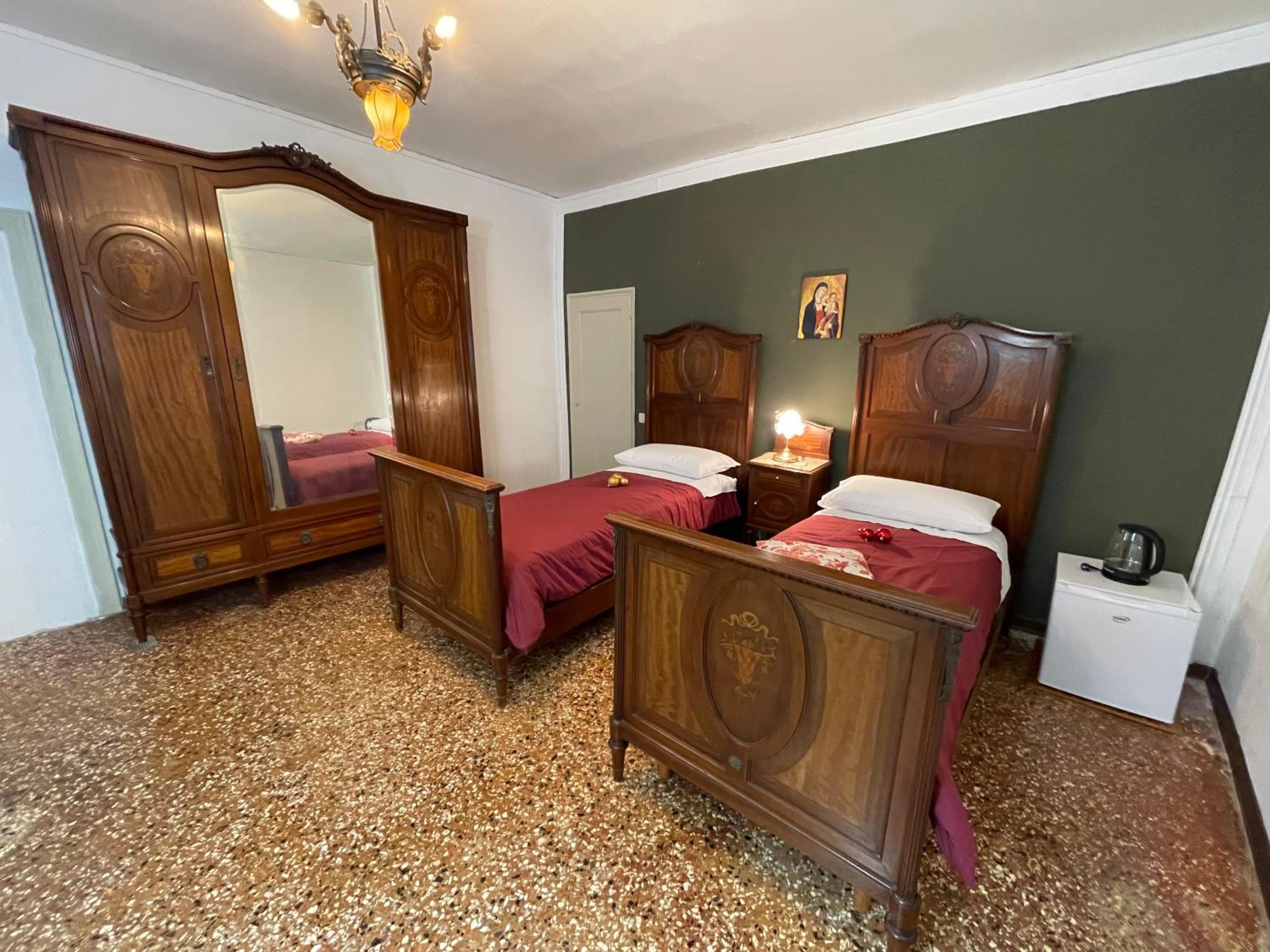 Lions Venice Guest house